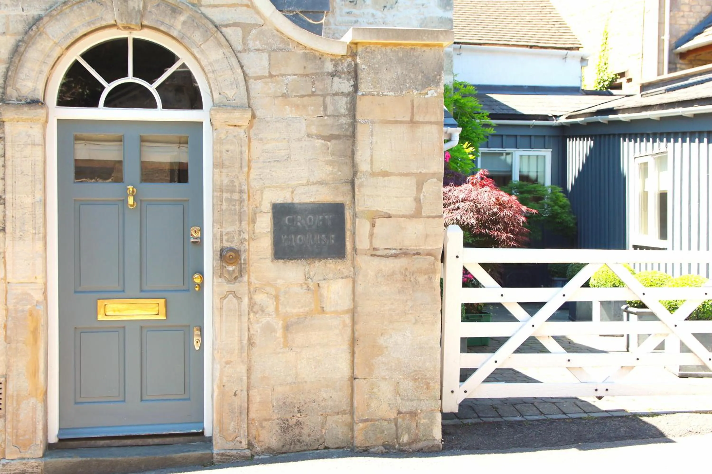 Facade/entrance in Croft House Guest Suite Painswick