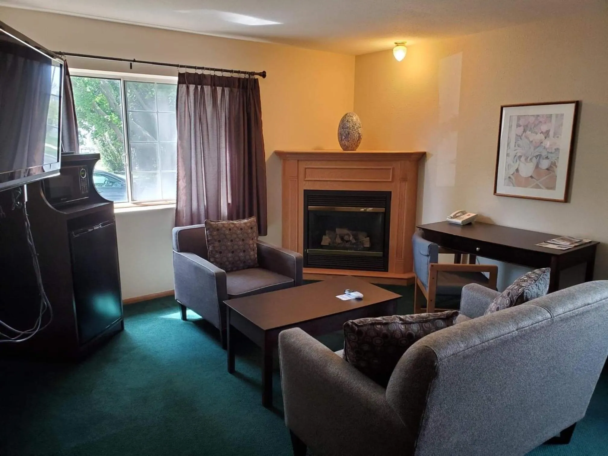 Seating area in Heritage Inn Hotel