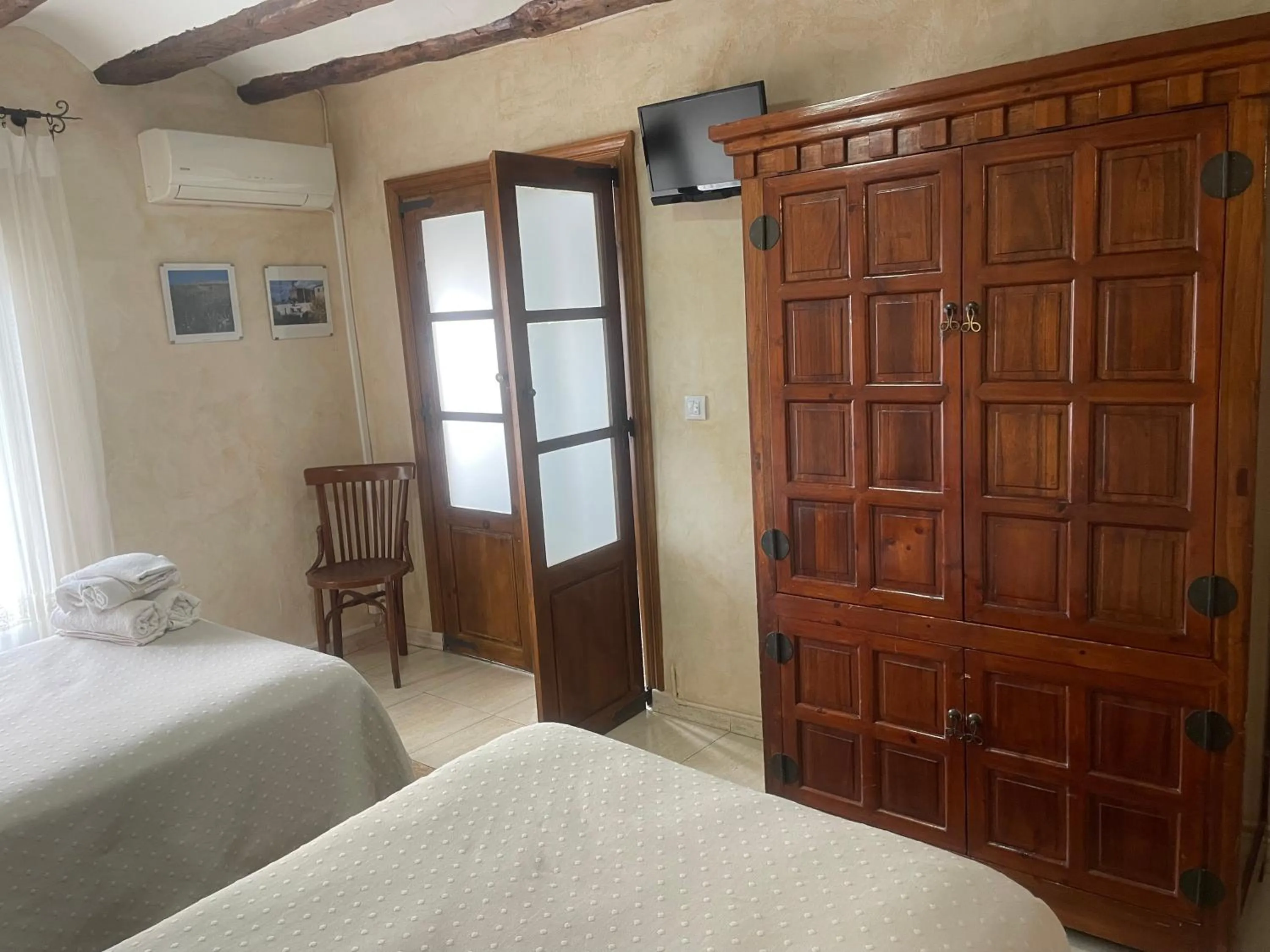 Bedroom, Bed in Casa Rural "La Bardena Blanca I "
