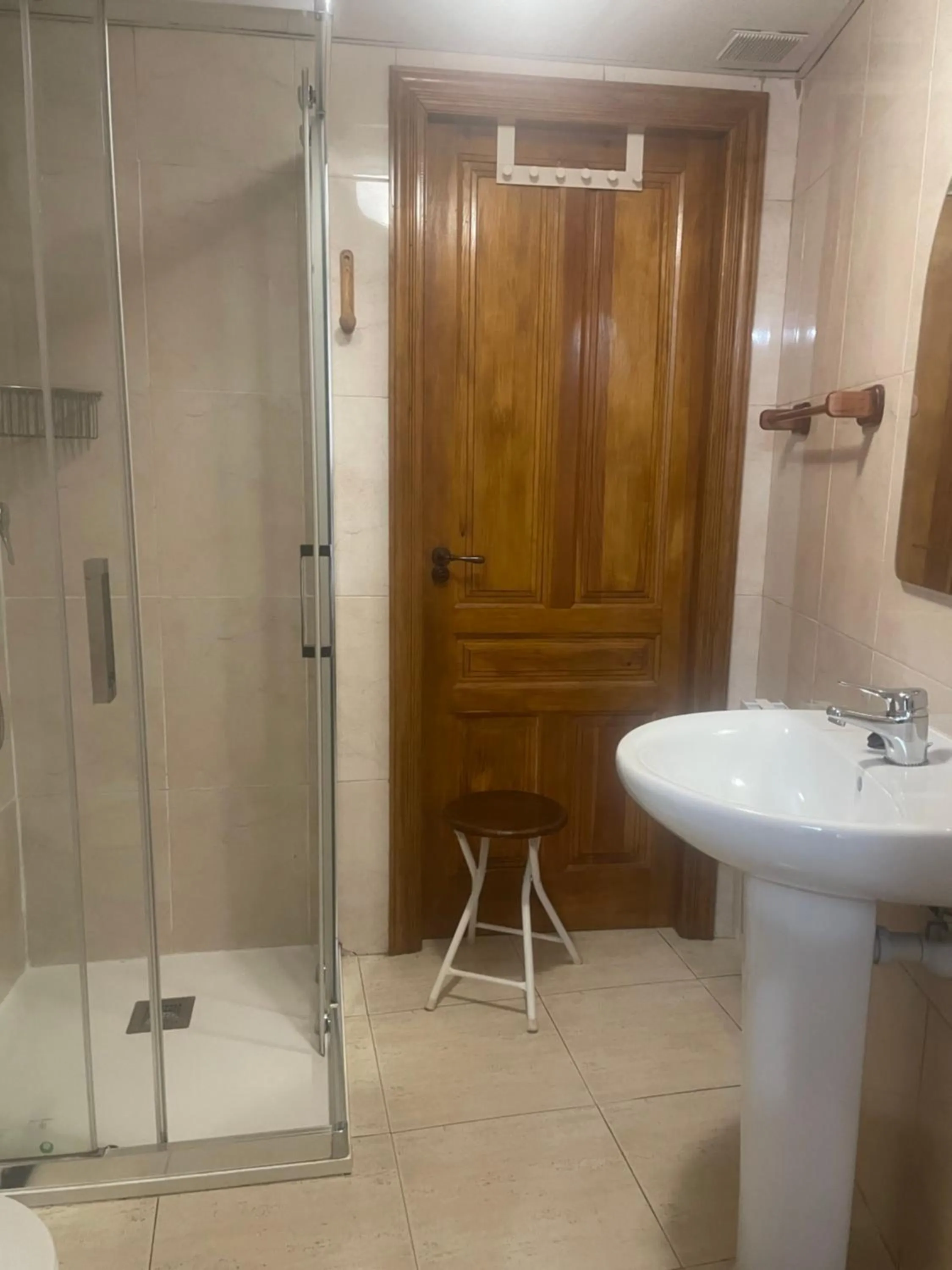 Bathroom in Casa Rural "La Bardena Blanca I "