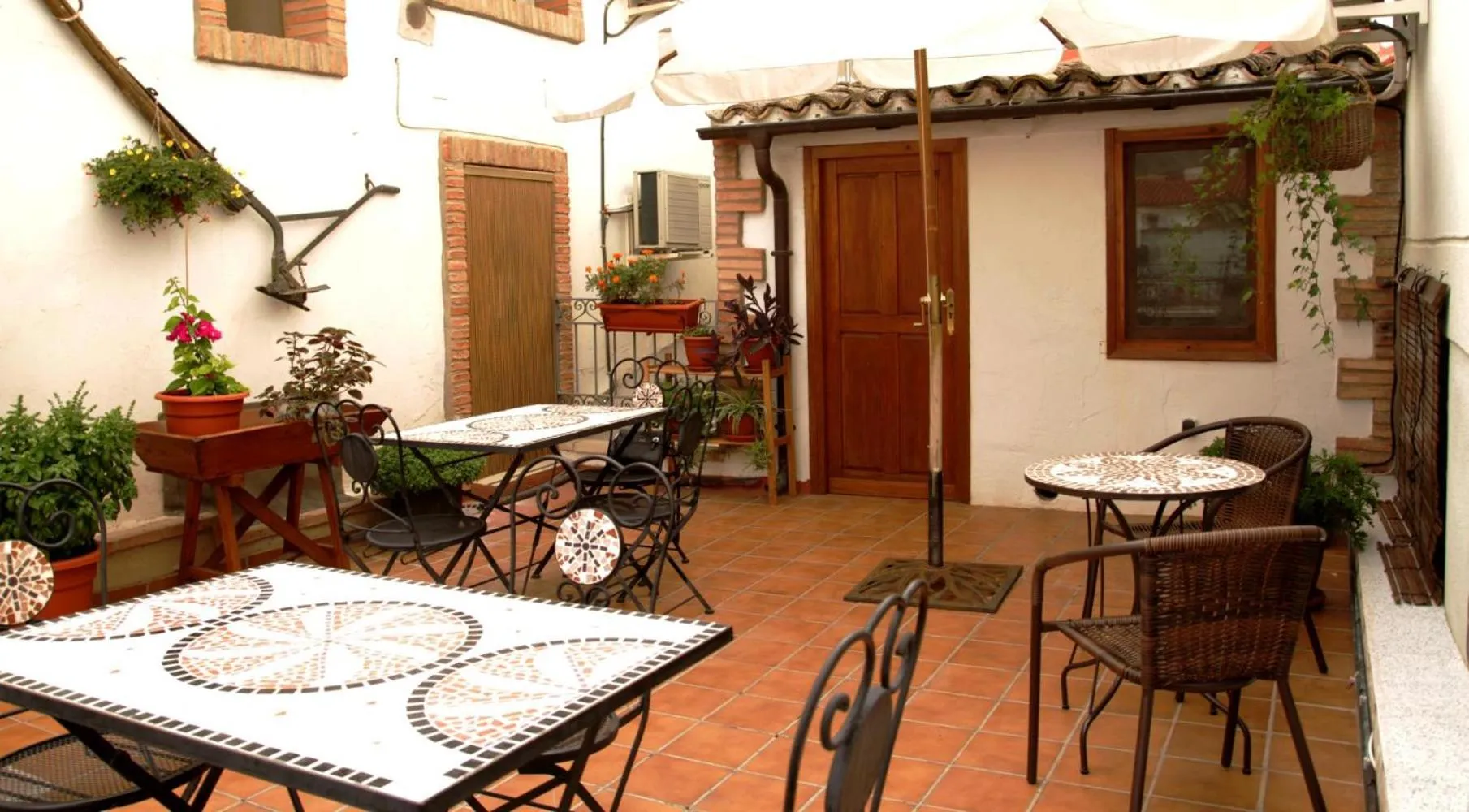 Balcony/Terrace in Casa Rural "La Bardena Blanca I "