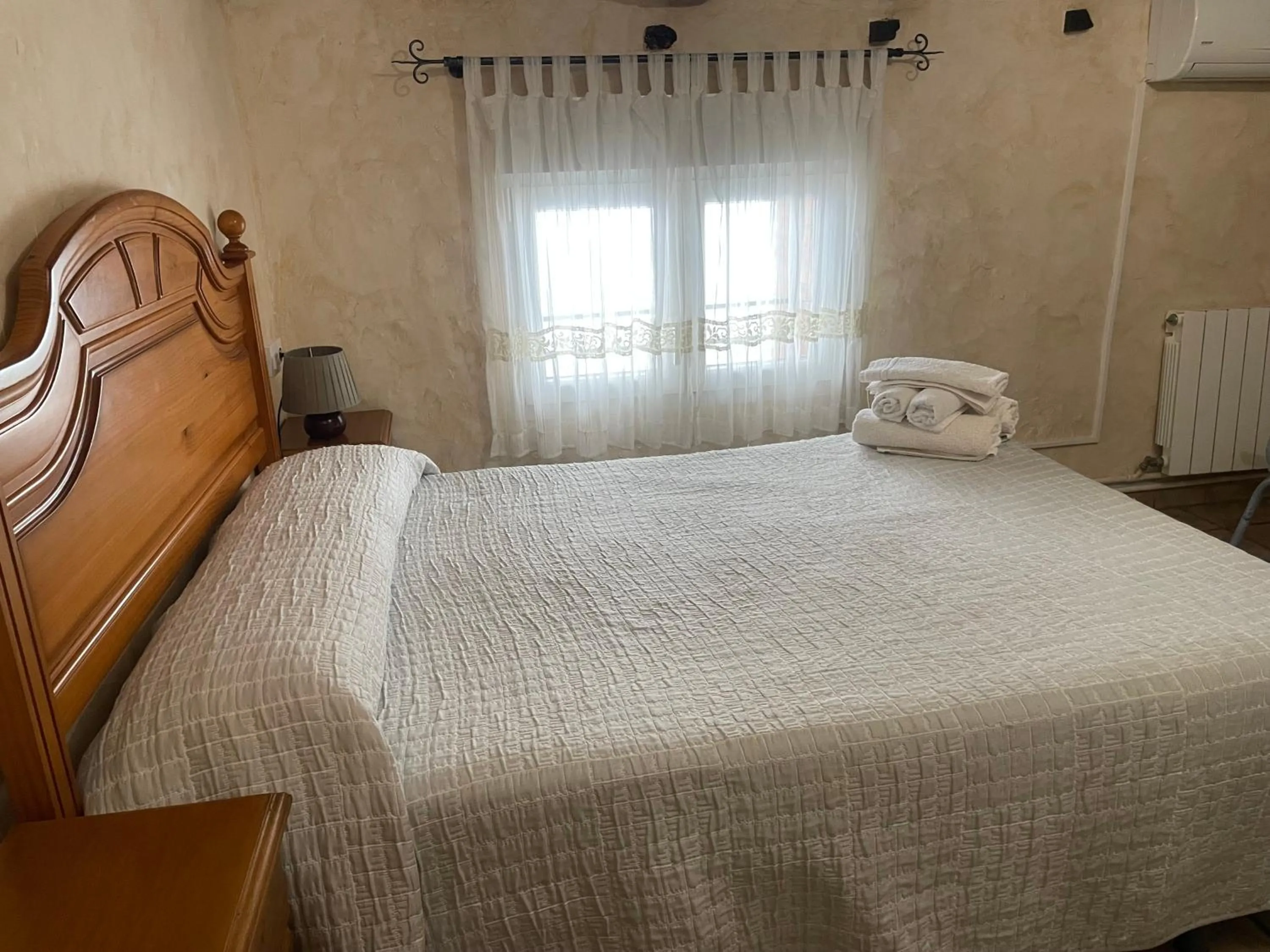 Bed in Casa Rural "La Bardena Blanca I "