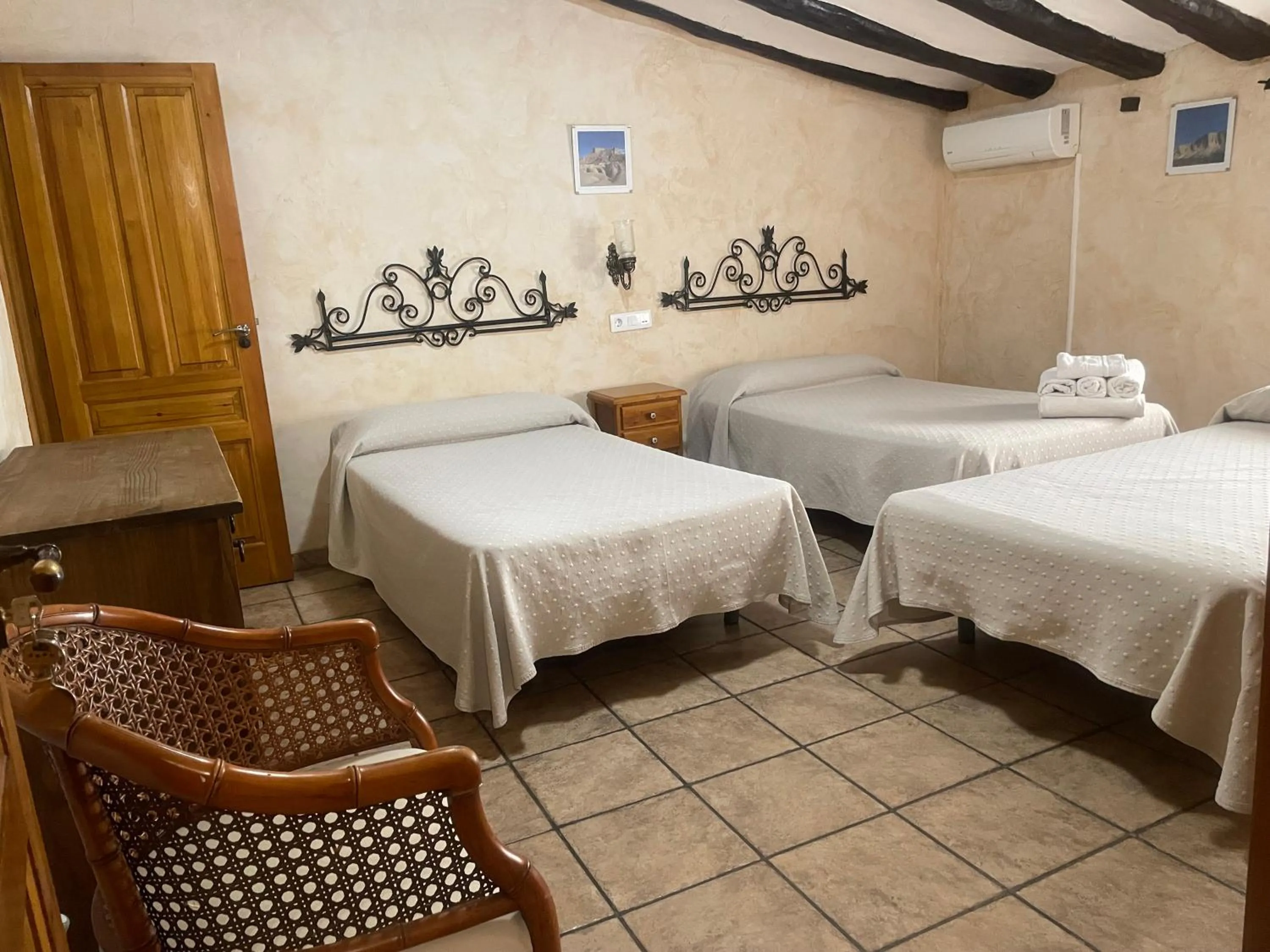 Bed in Casa Rural "La Bardena Blanca I "