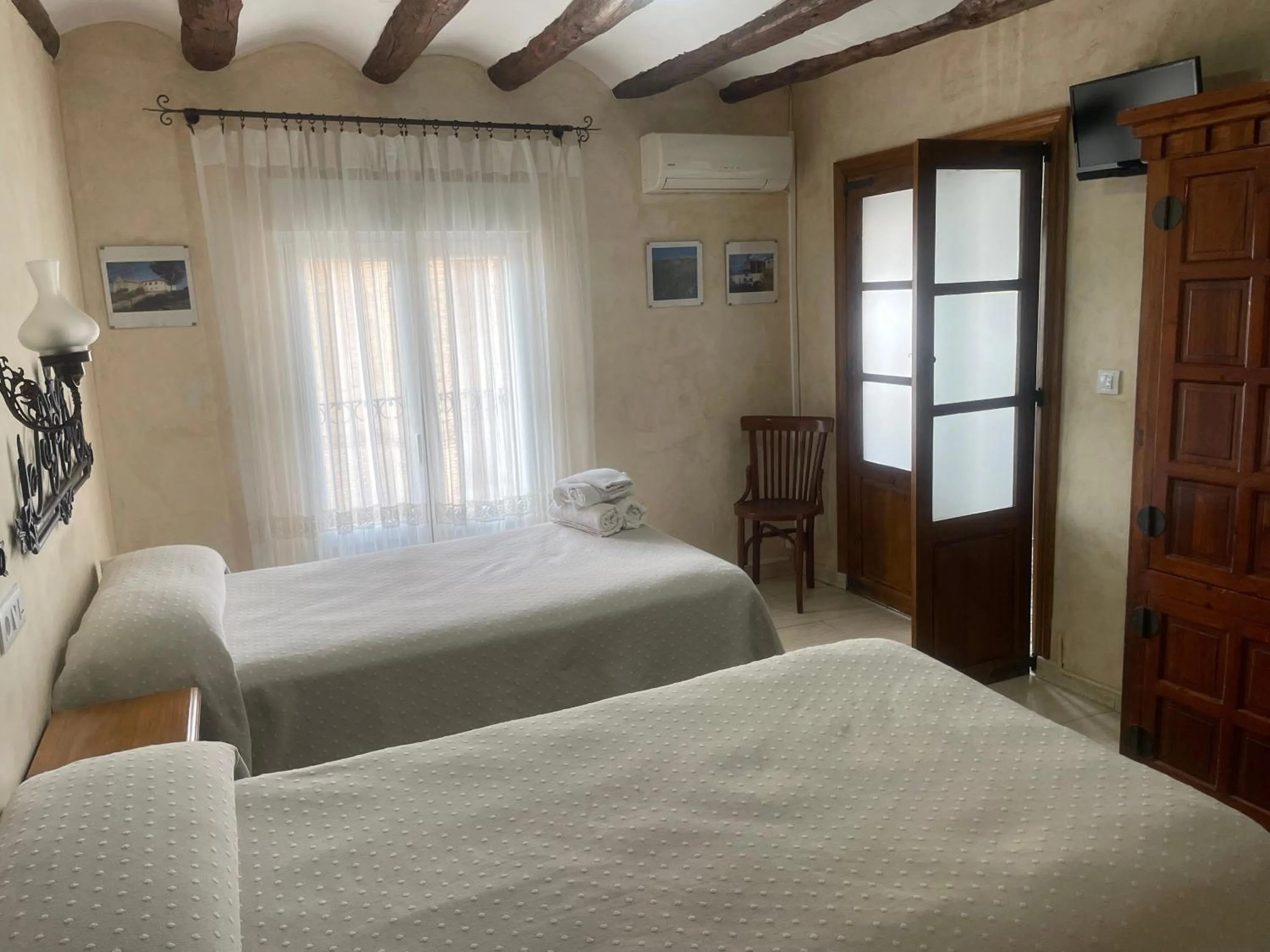 Bedroom, Bed in Casa Rural "La Bardena Blanca I "