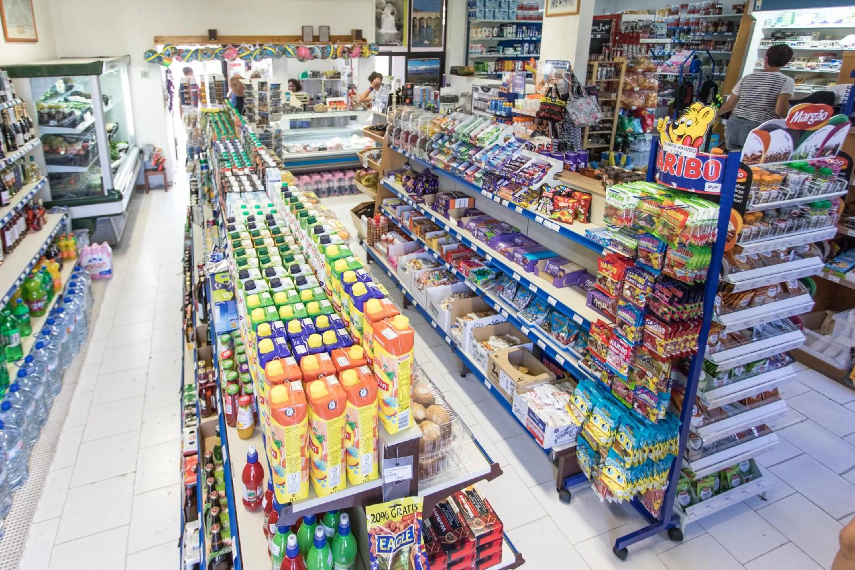 Supermarket/grocery shop in Alfagar Prestige