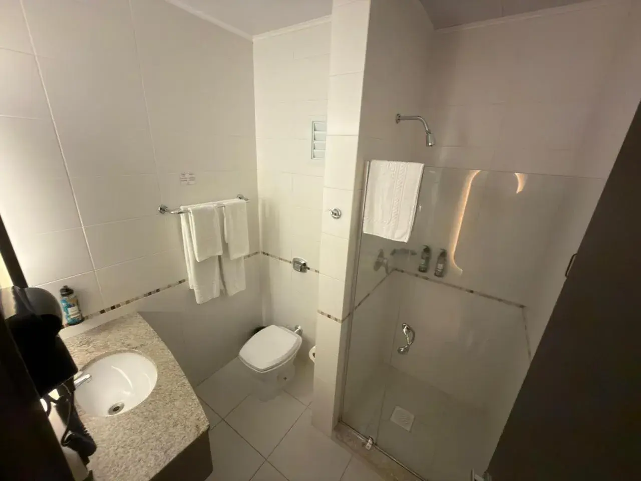 Twin Room - single occupancy in Art Hotel Twin Room - single occupancy in Art Hotel