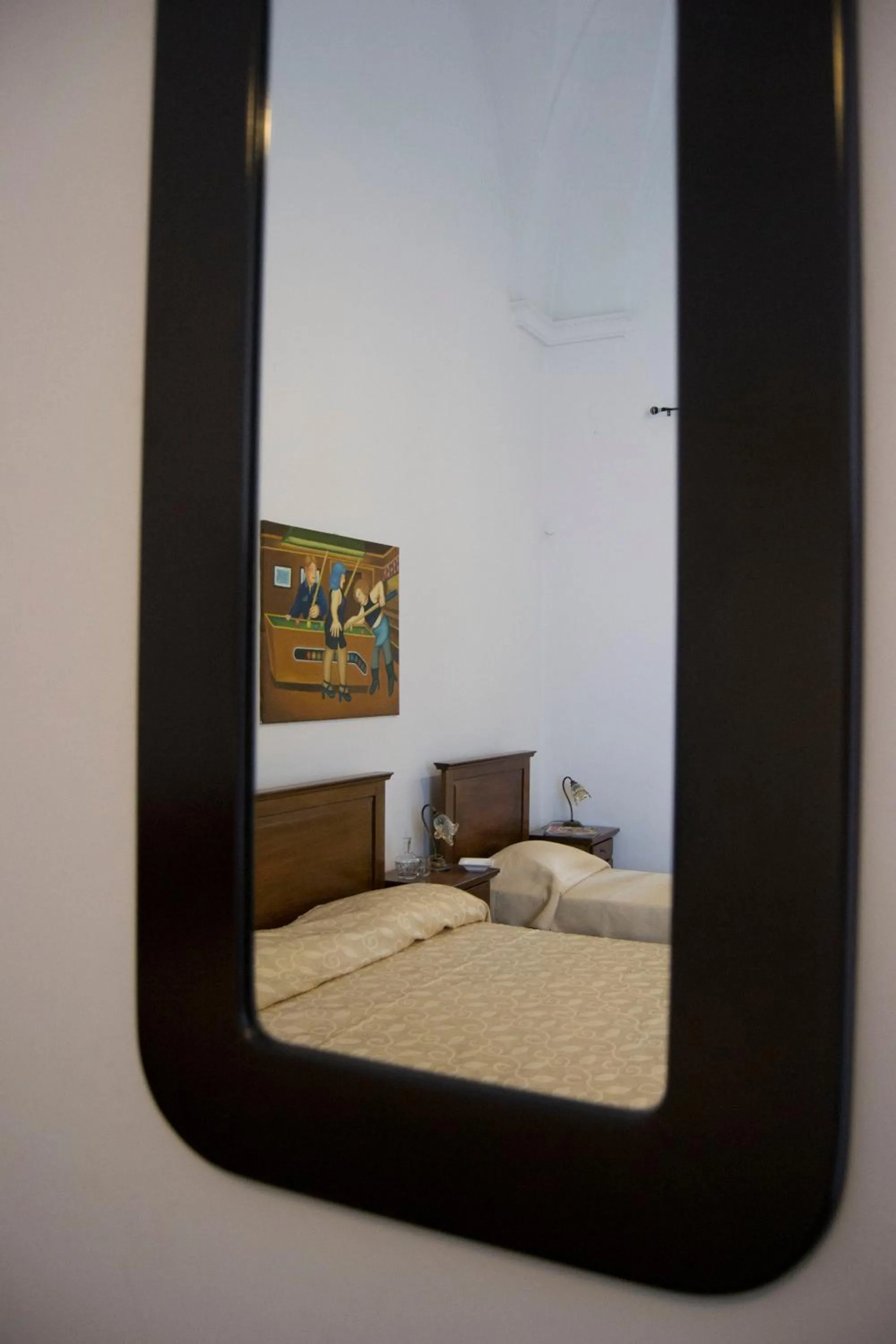 Decorative detail, Bed in 100 Craste