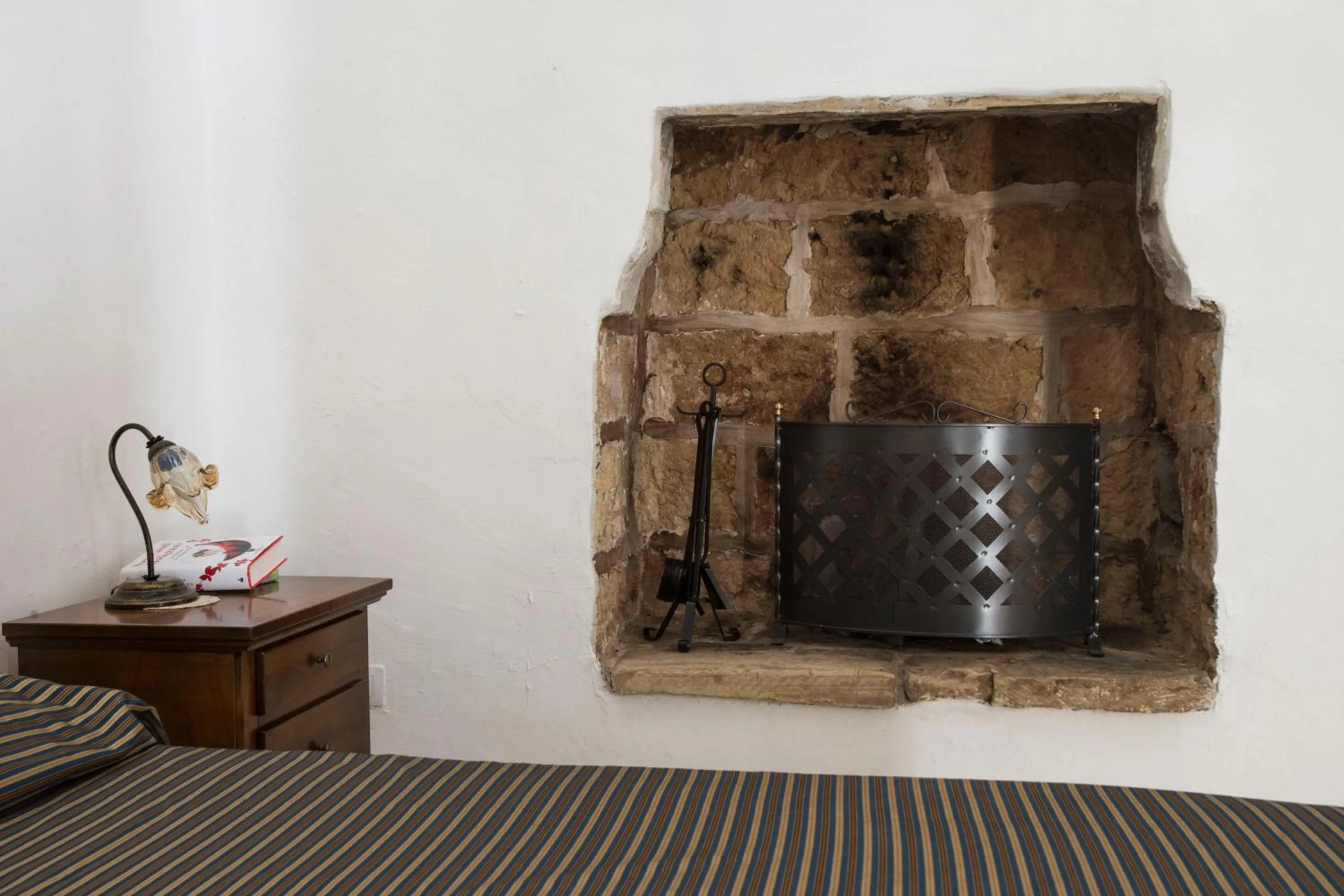 Decorative detail in 100 Craste