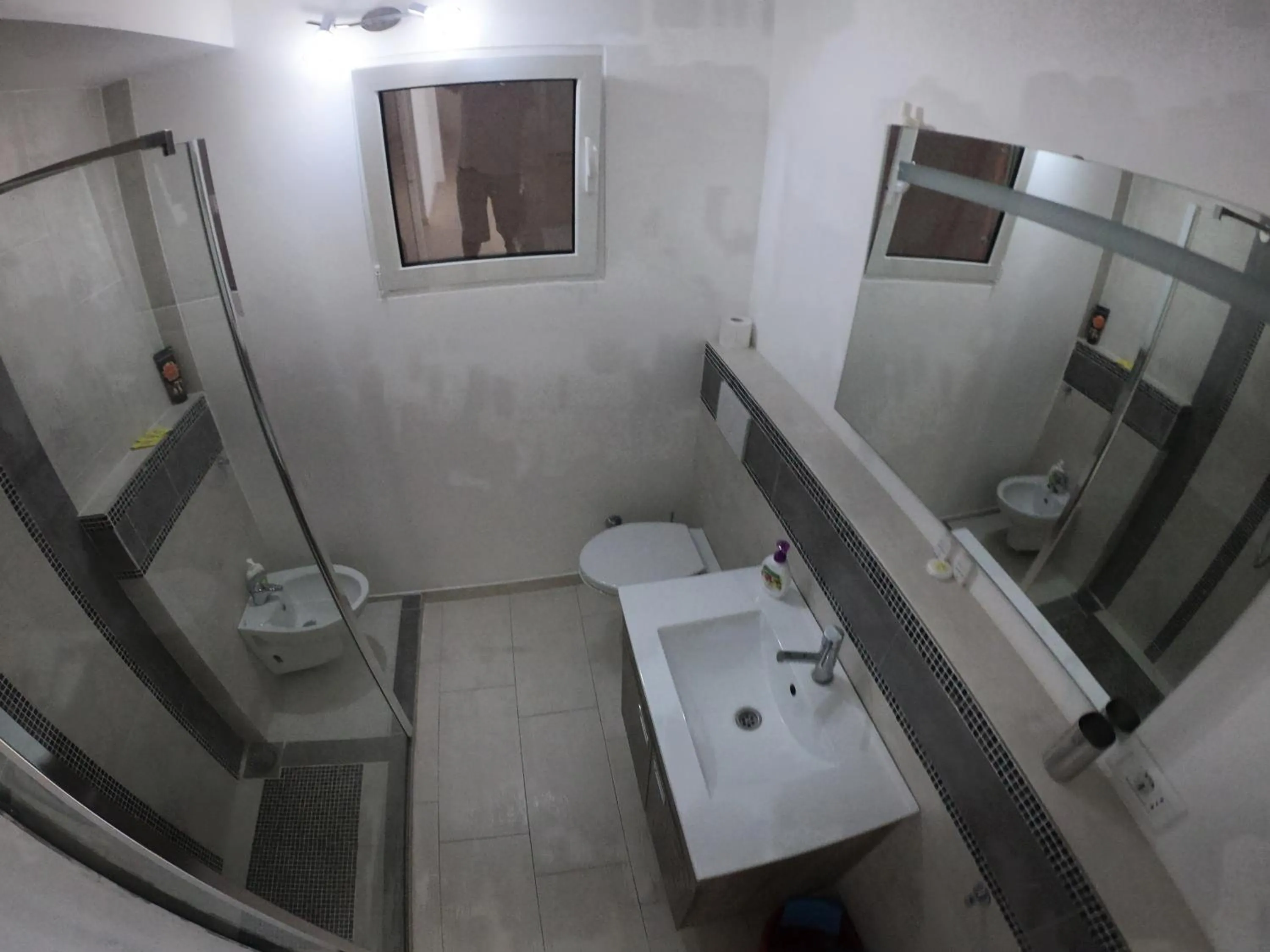 Shower in Apartment Sea & Mountain