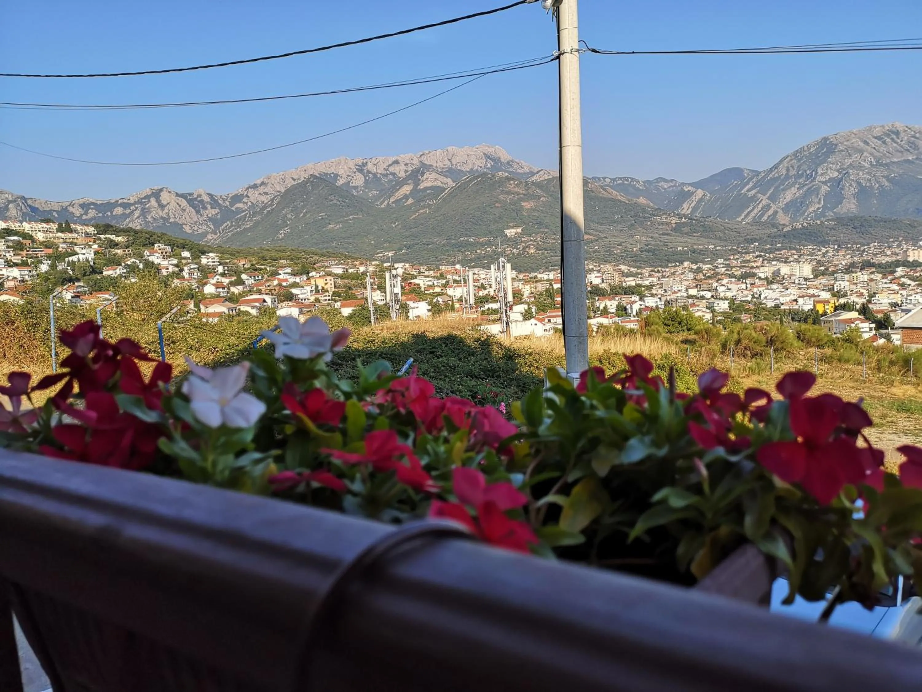 Balcony/Terrace in Apartment Sea & Mountain