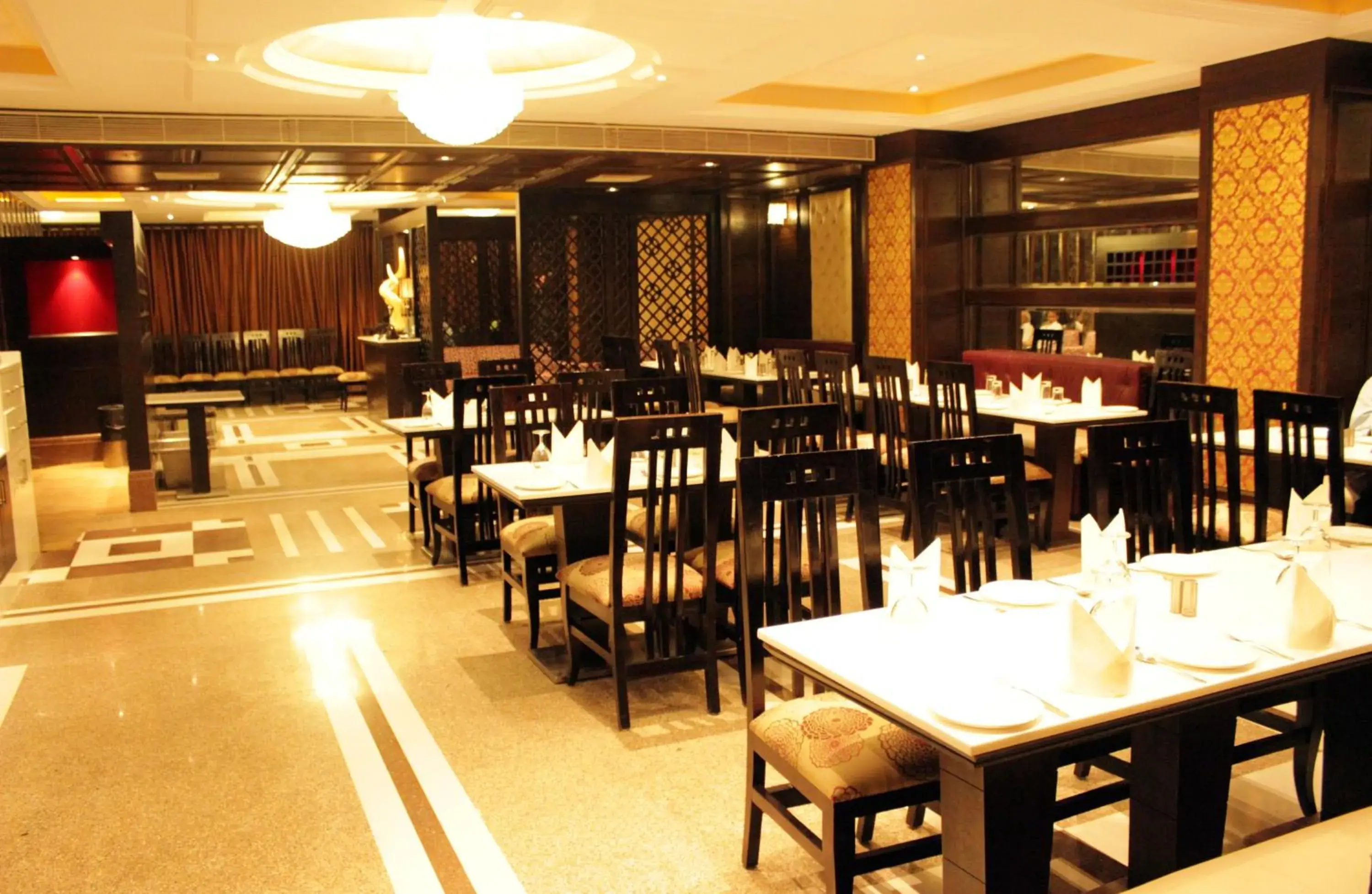 Restaurant/places to eat in Hotel La Abode Restaurant/places to eat in Hotel La Abode