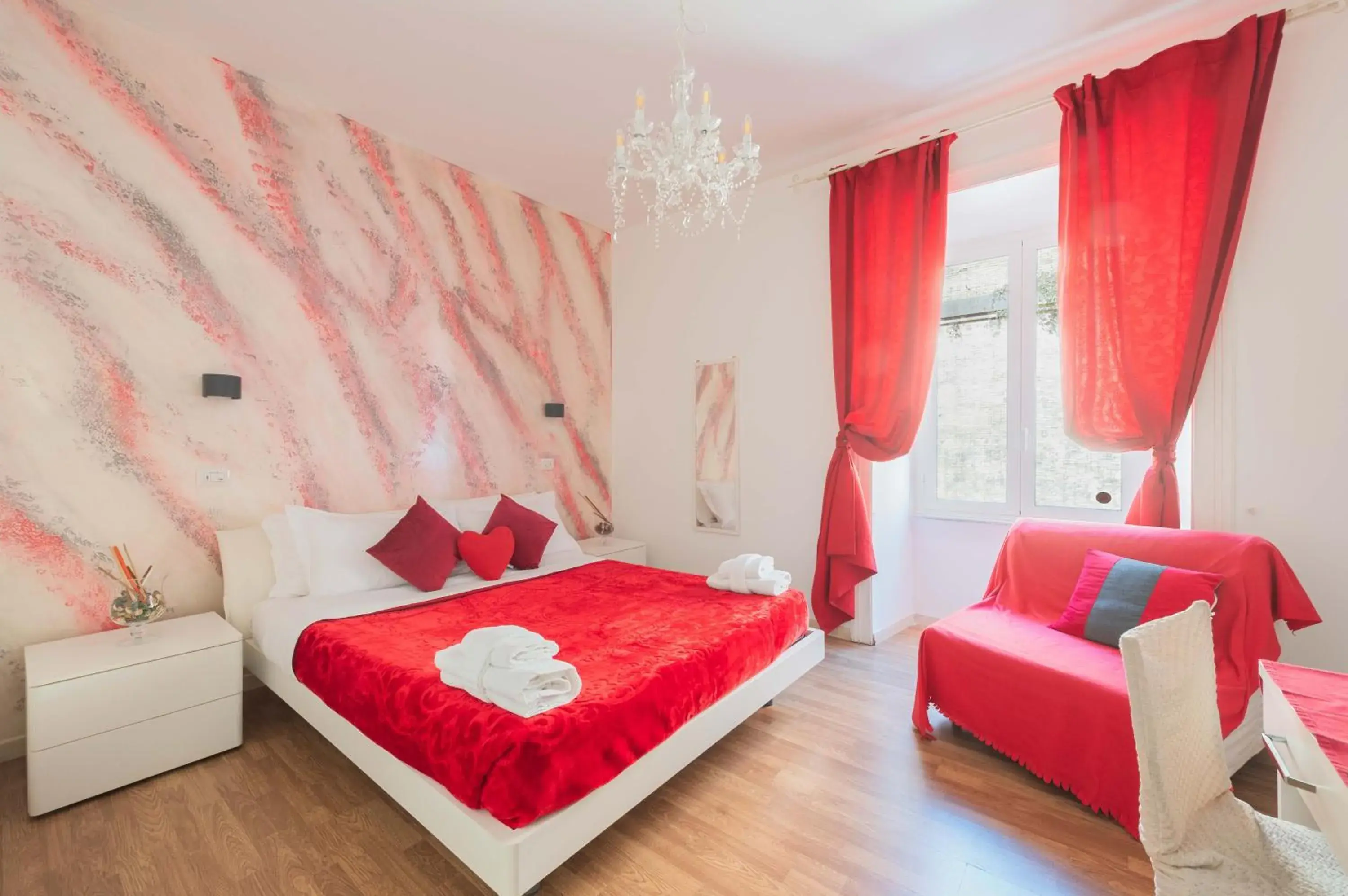 Bed in Rione Monti Suites Bed in Rione Monti Suites