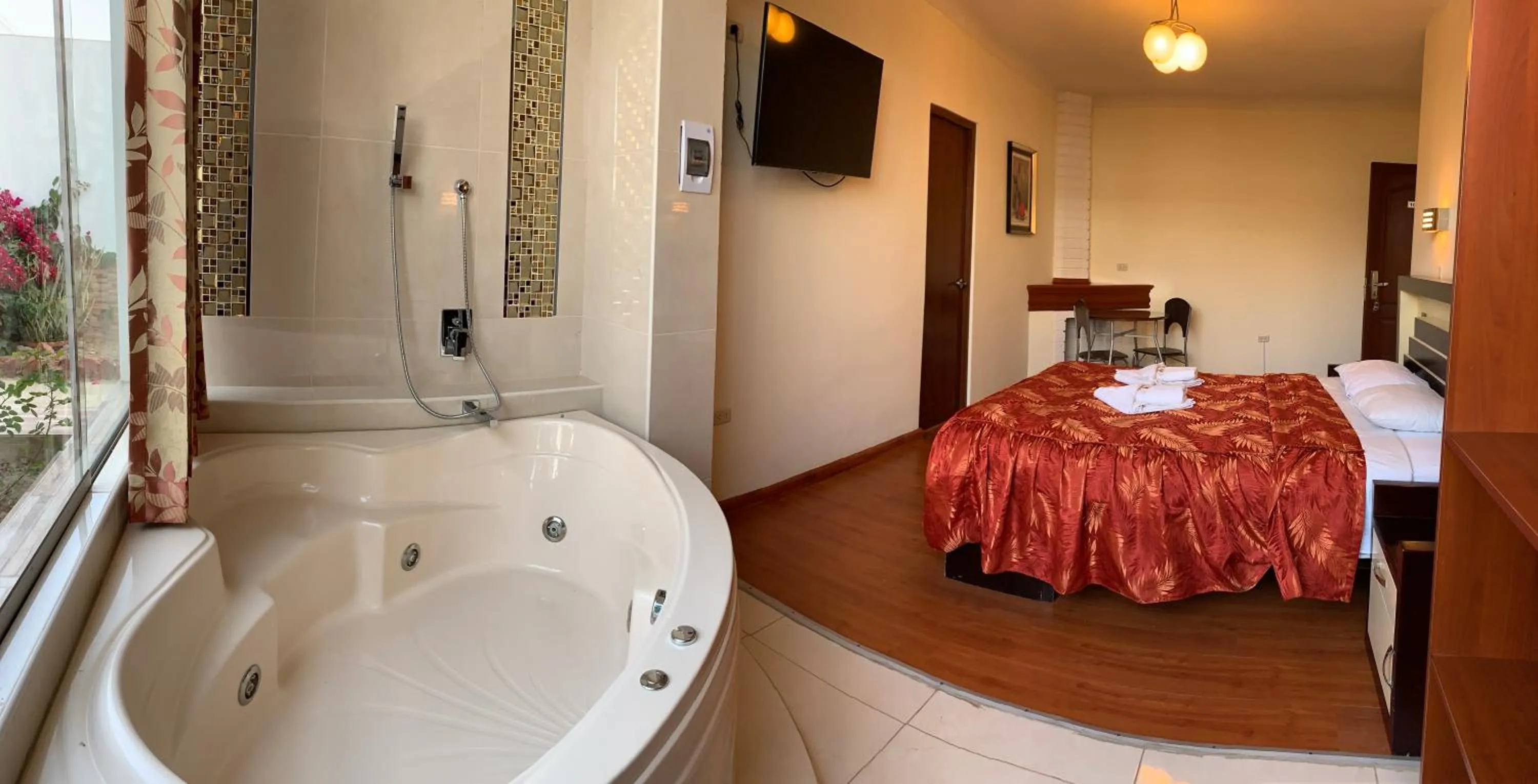 Bed in Hotel La Mansion