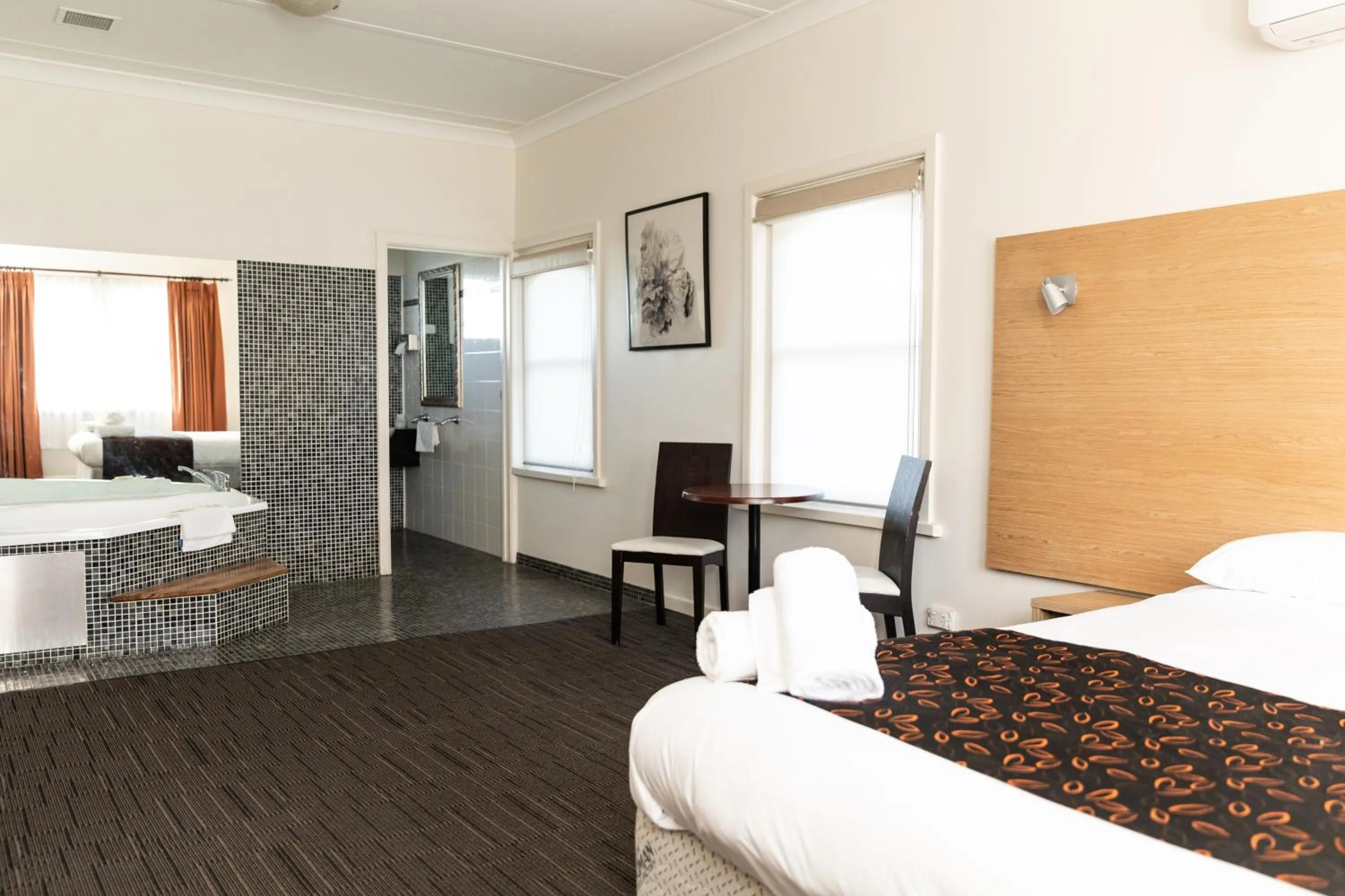 Bed in Sphinx Hotel