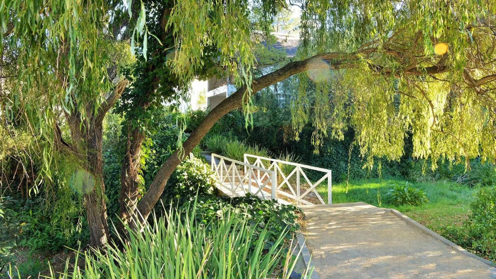 Spring in Le Franschhoek Hotel & Spa by Dream Resorts