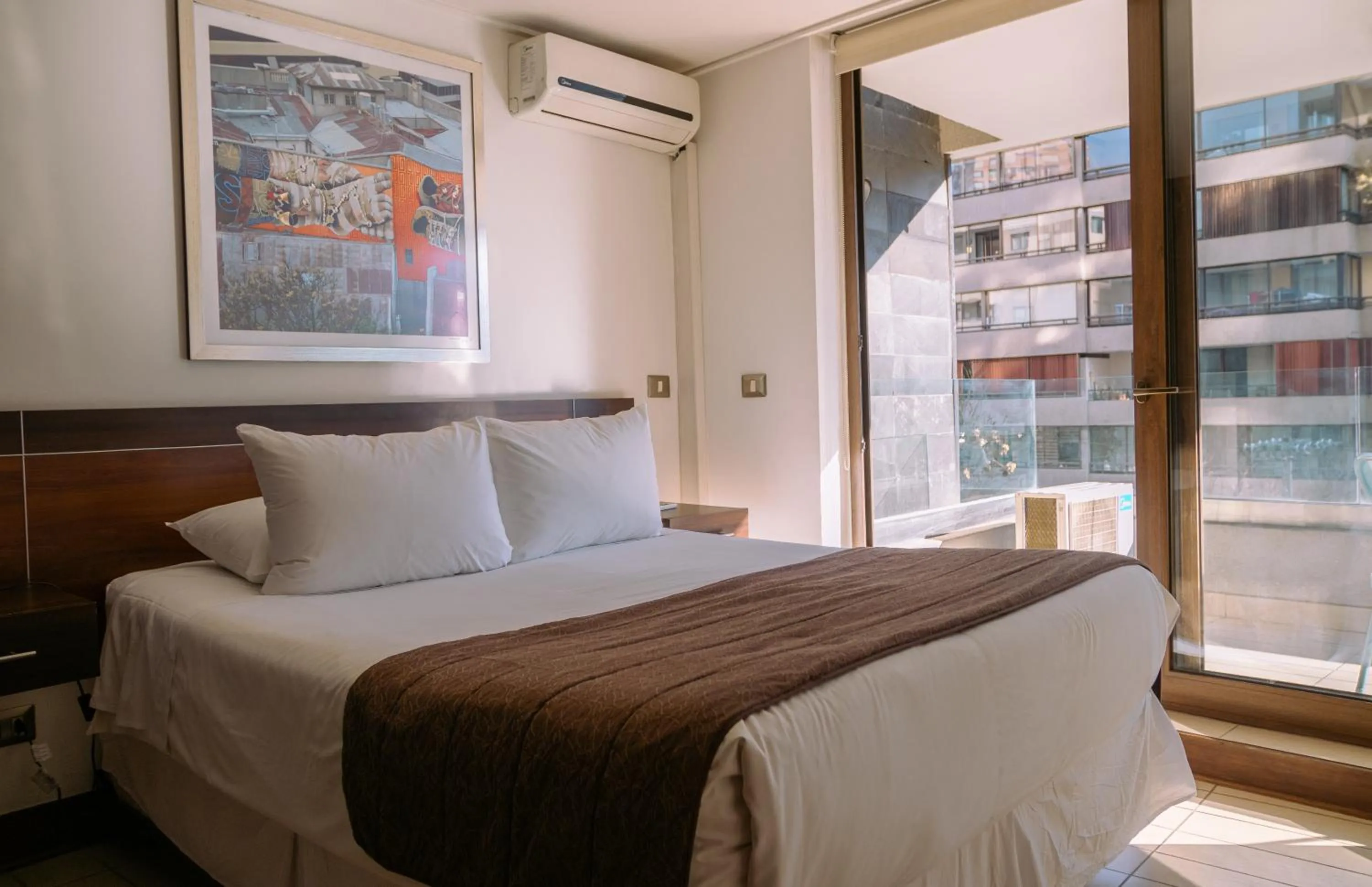 Bedroom, Bed in Sunset Aparts