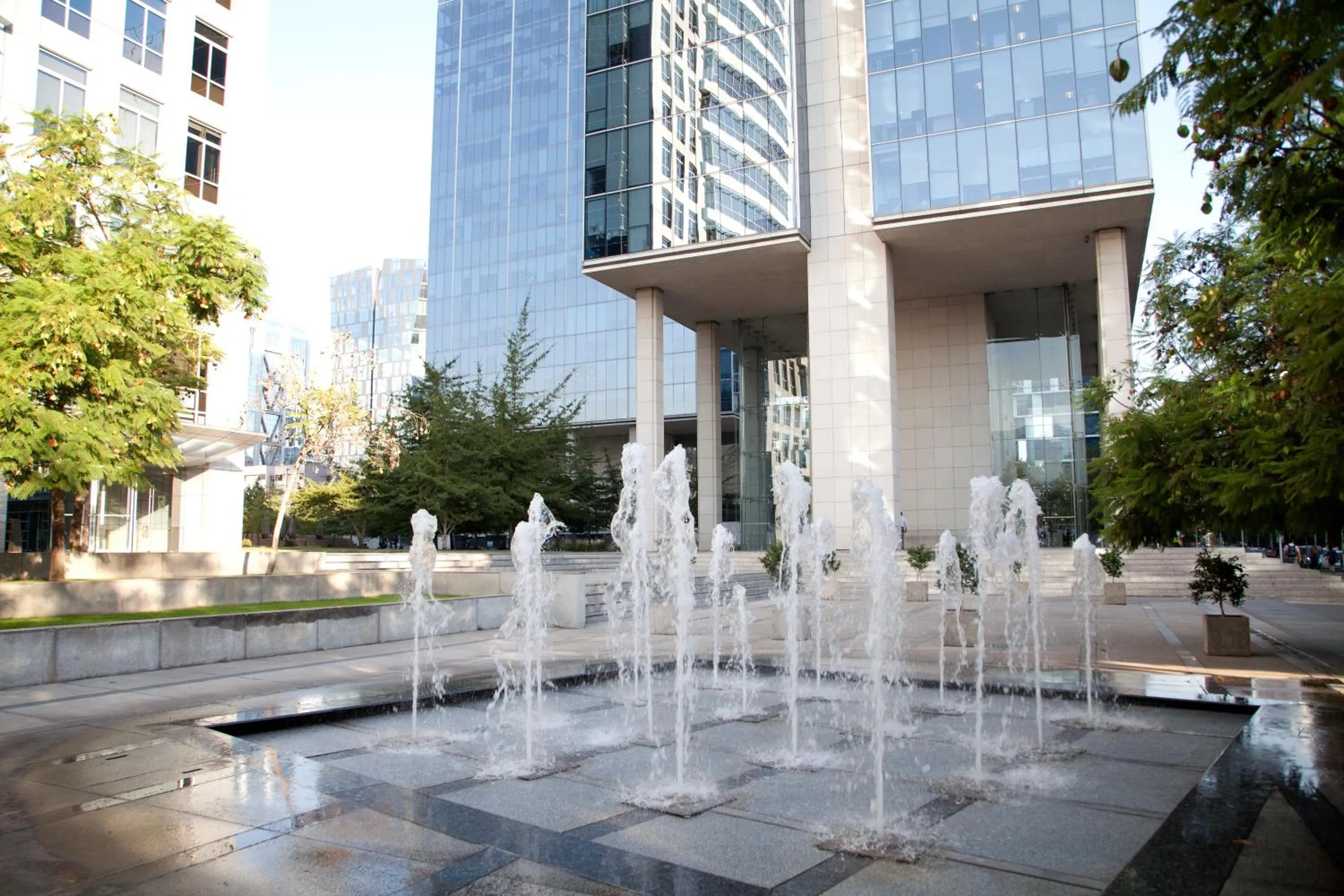 Day in Sunset Aparts