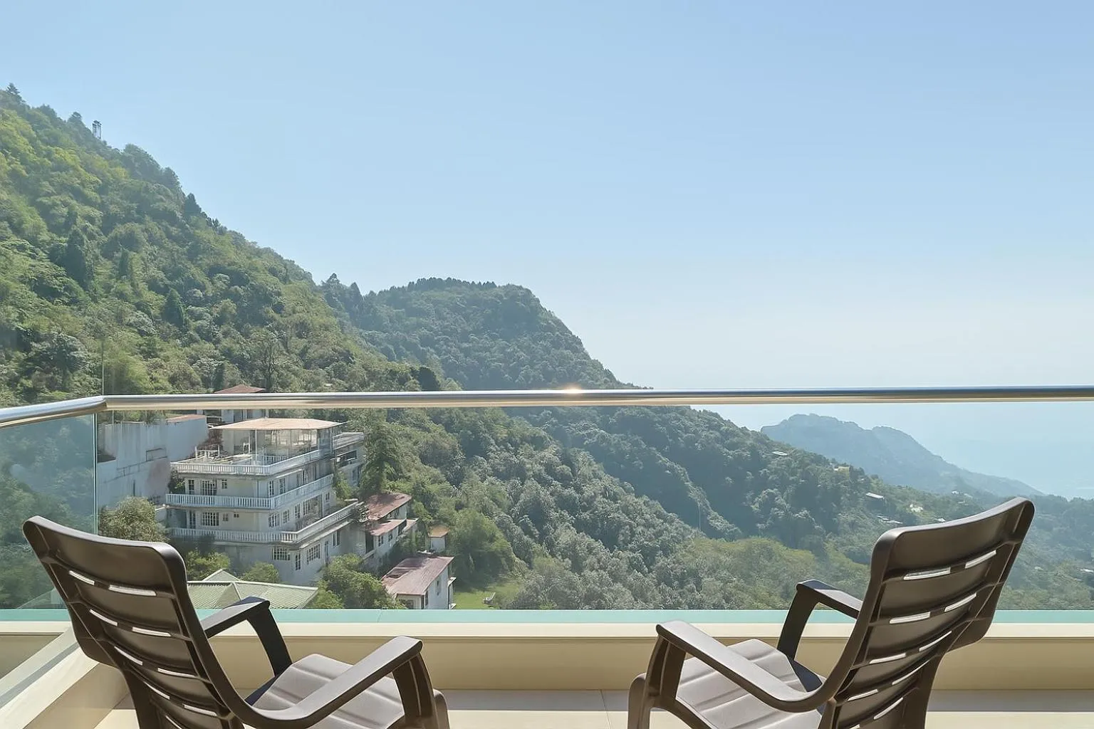 Day in Hotel Winter Line Inn Near St Francis Monastery