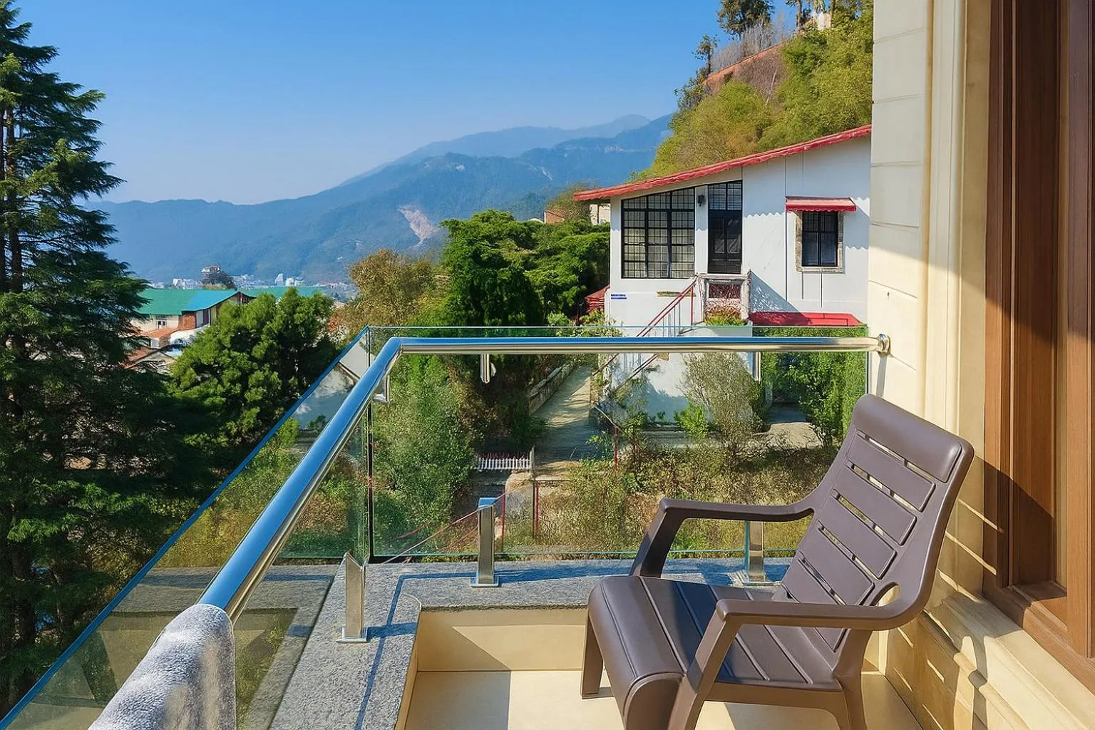 Day in Hotel Winter Line Inn Near St Francis Monastery