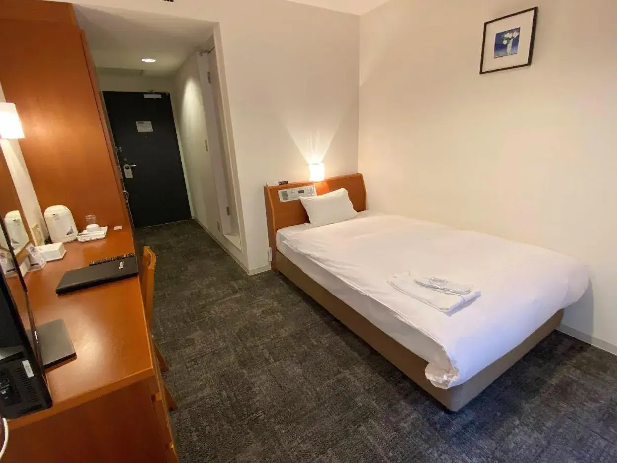 Bed in Blue Port Hotel Kitakyushu Airport Bed in Blue Port Hotel Kitakyushu Airport