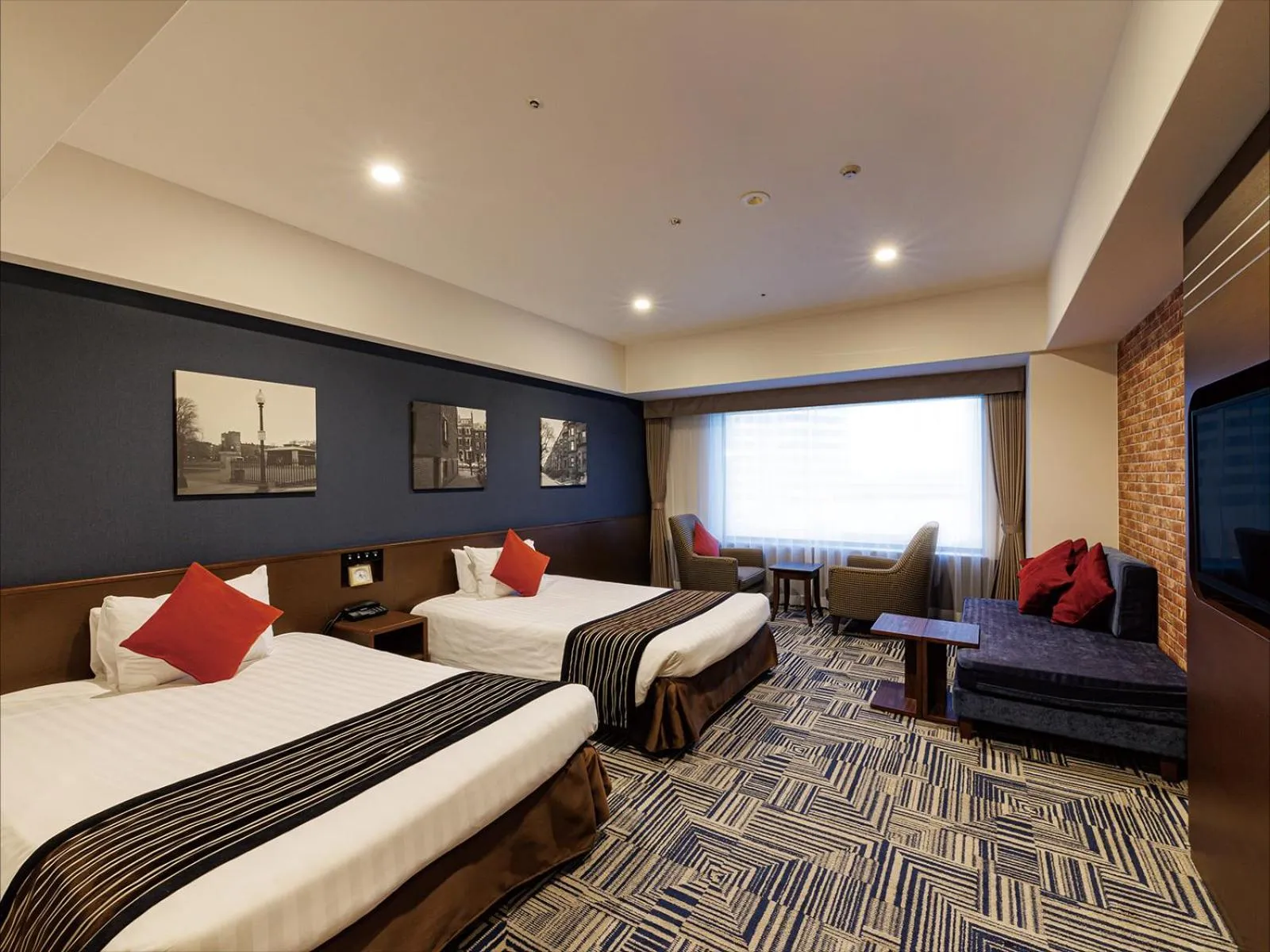 Superior Floor Deluxe City View Twin Room in The Park Front Hotel at Universal Studios Japan