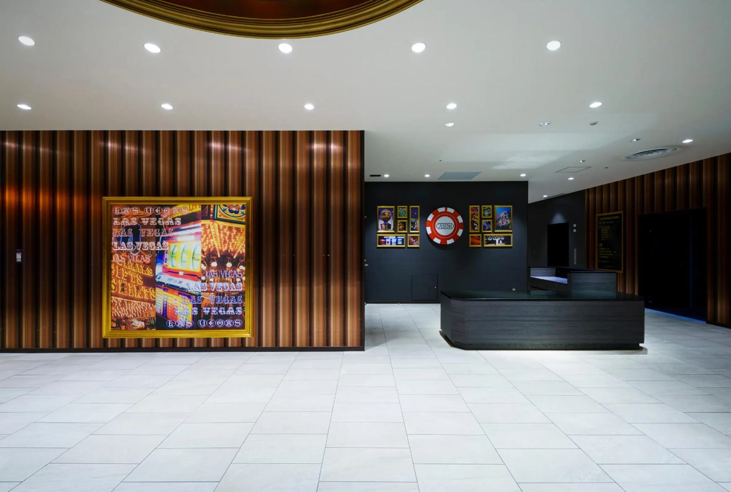 Lobby or reception in The Park Front Hotel at Universal Studios Japan