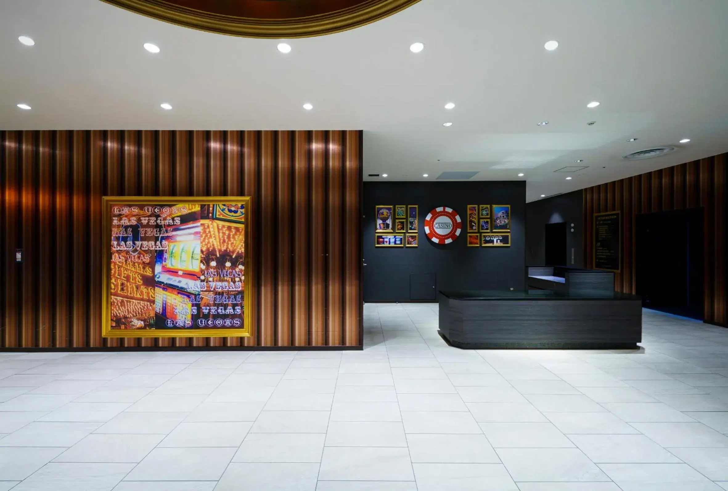 Lobby or reception in The Park Front Hotel at Universal Studios Japan Lobby or reception in The Park Front Hotel at Universal Studios Japan