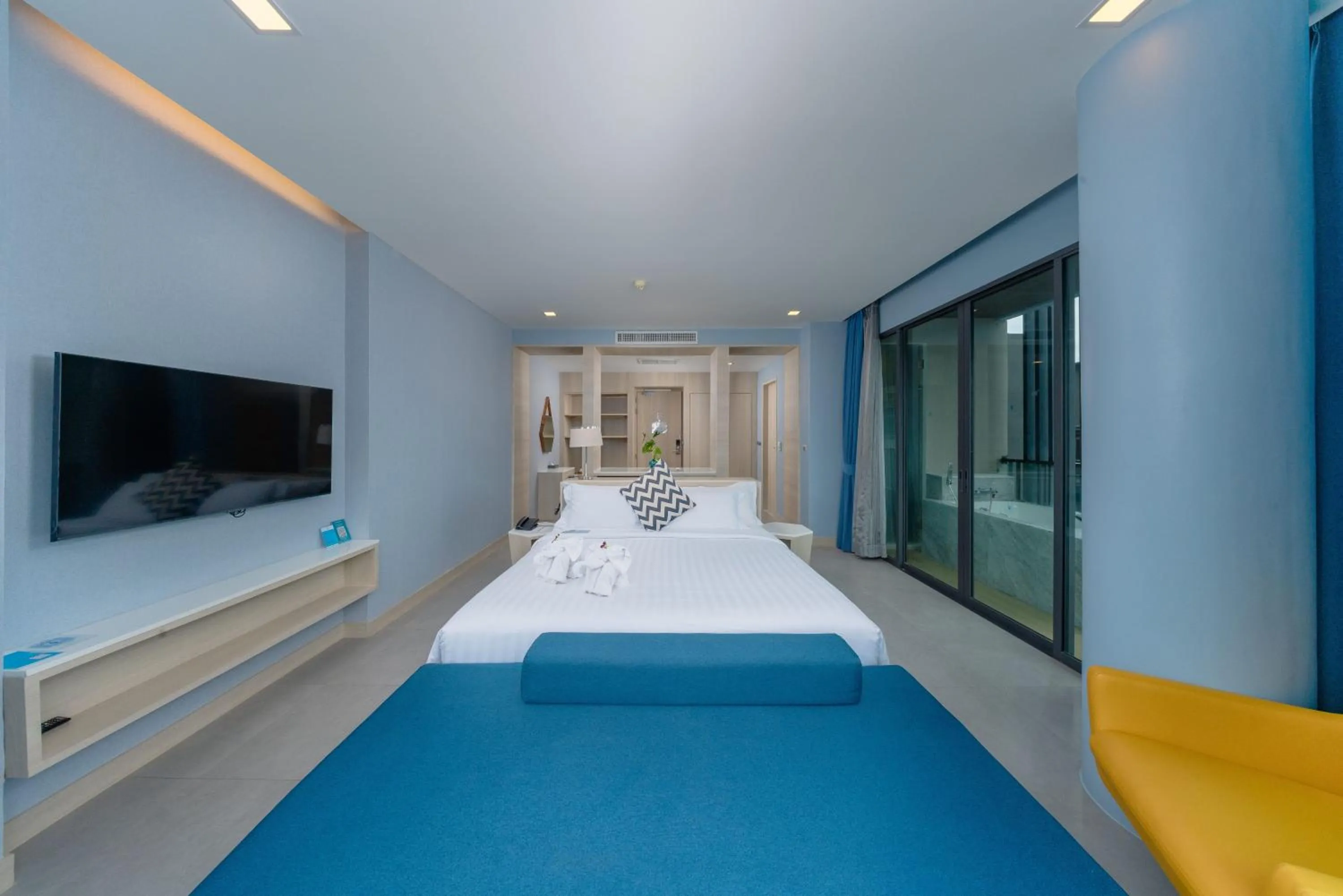 Bed in BlueSotel Krabi AoNang Beach