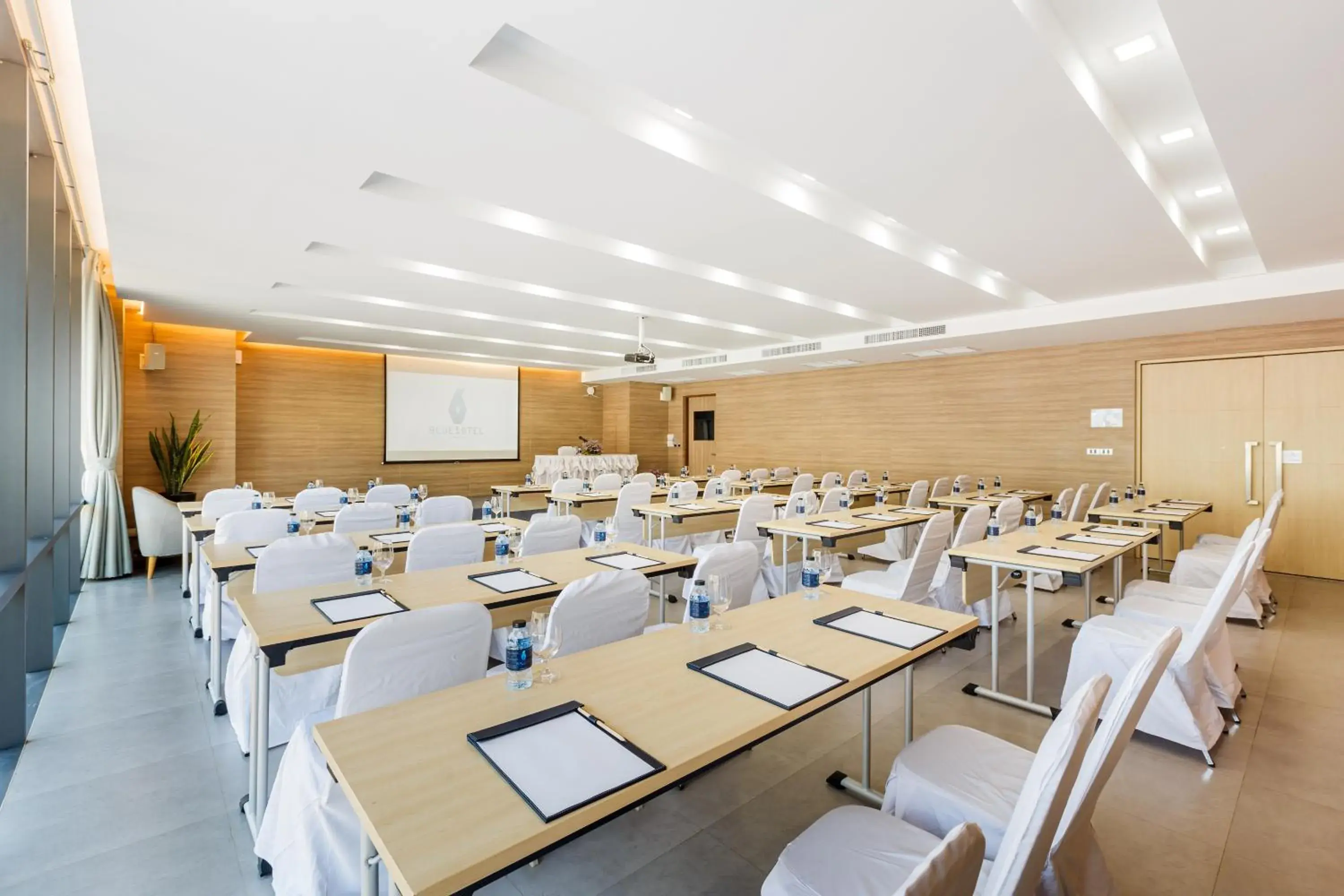 Property building in BlueSotel Krabi AoNang Beach Property building in BlueSotel Krabi AoNang Beach