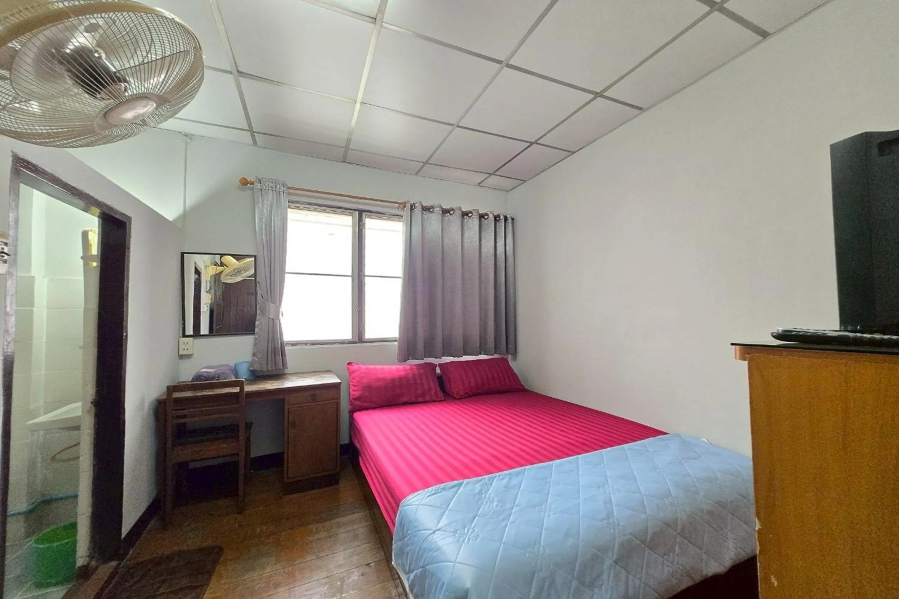 Bedroom, Bed in Tapae Inn