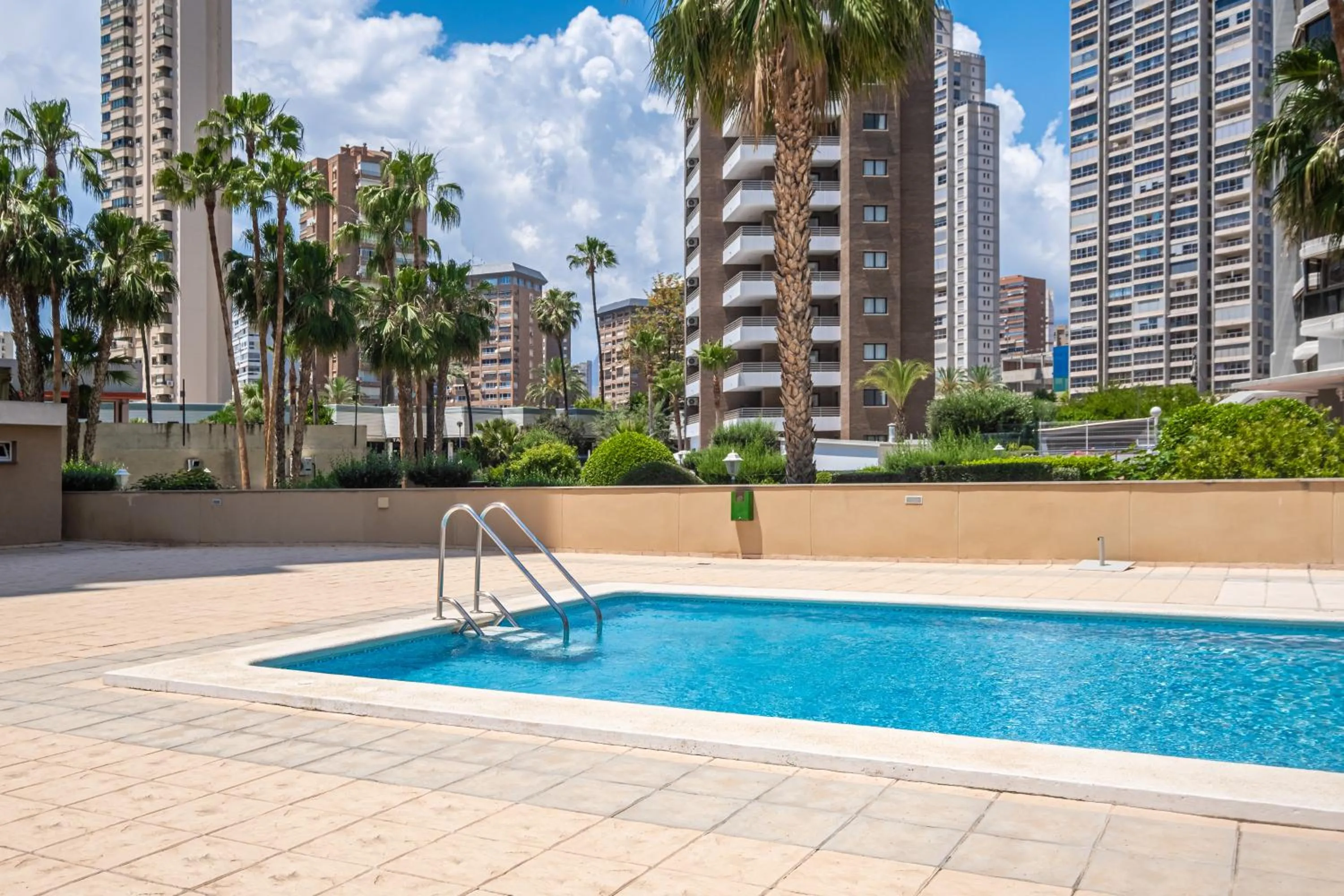 Solarium in Gemelos 23 - 10B Apartment Levante Beach