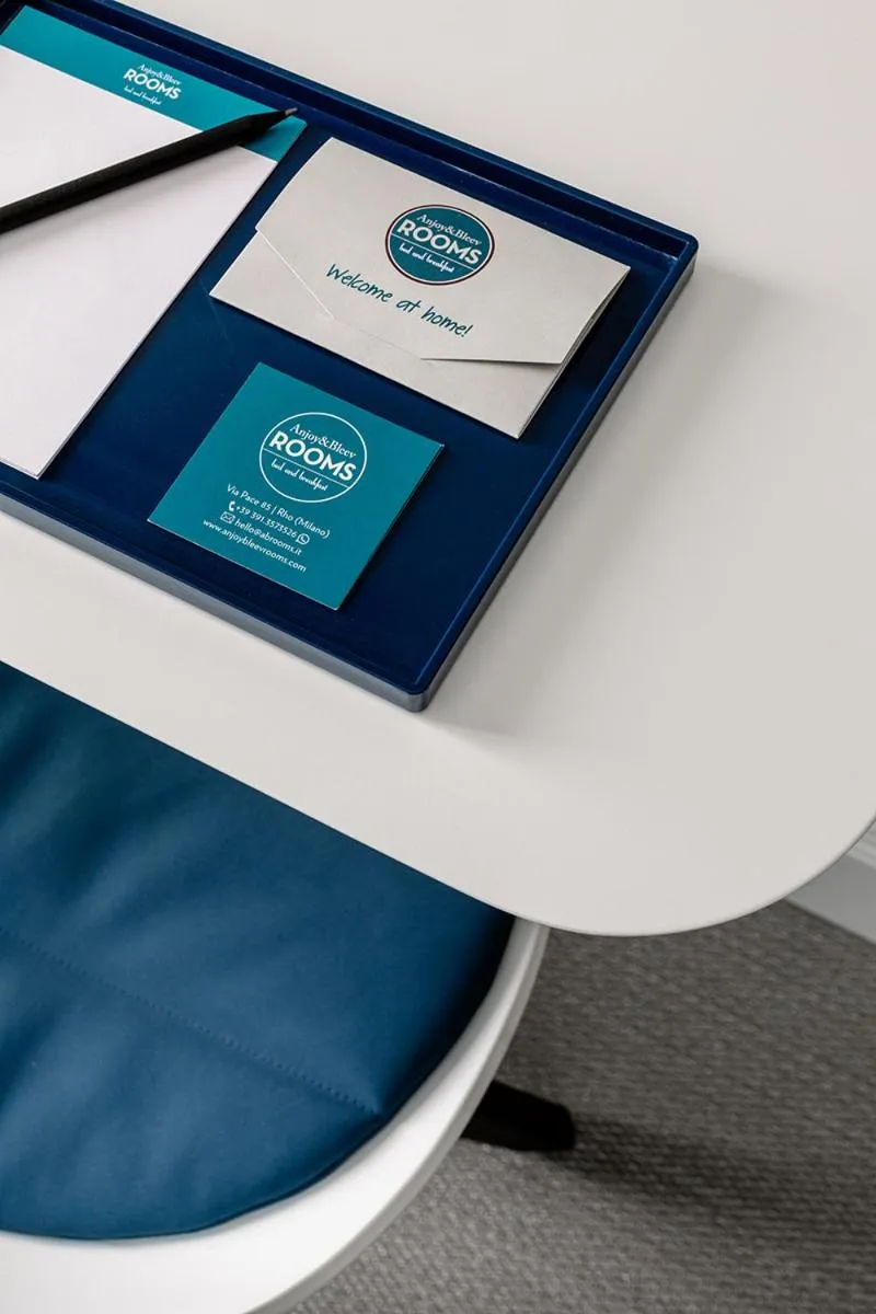 Decorative detail in Anjoy&Bleev Rooms