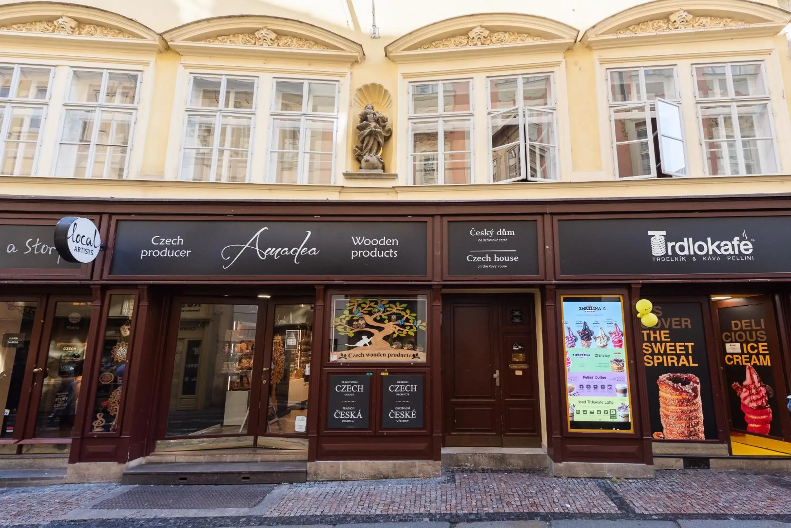 Property building in 7 Tales Apartments by Adrez Property building in 7 Tales Apartments by Adrez