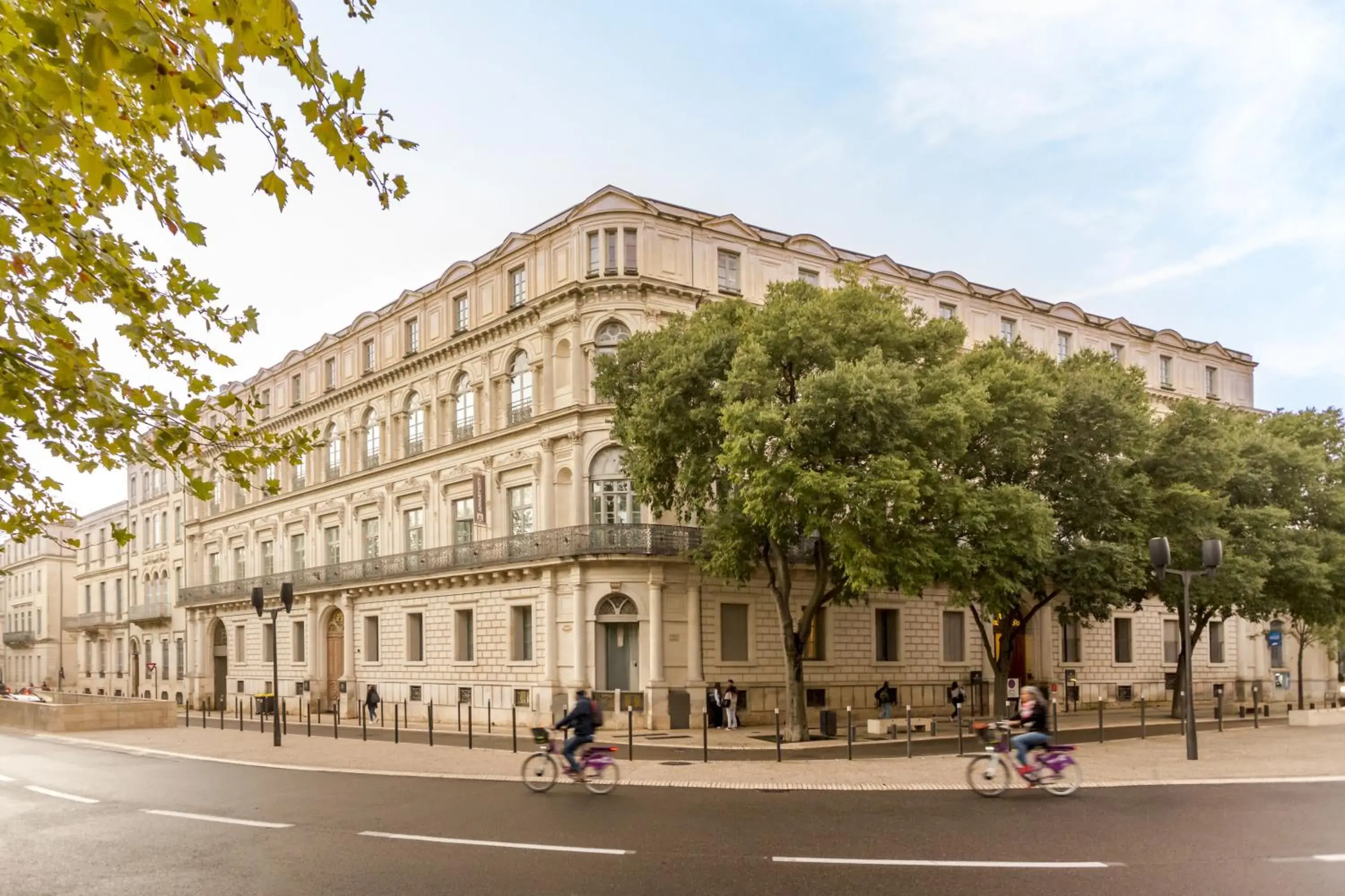 Facade/entrance in Appart'City Collection Nîmes Arènes Facade/entrance in Appart'City Collection Nîmes Arènes