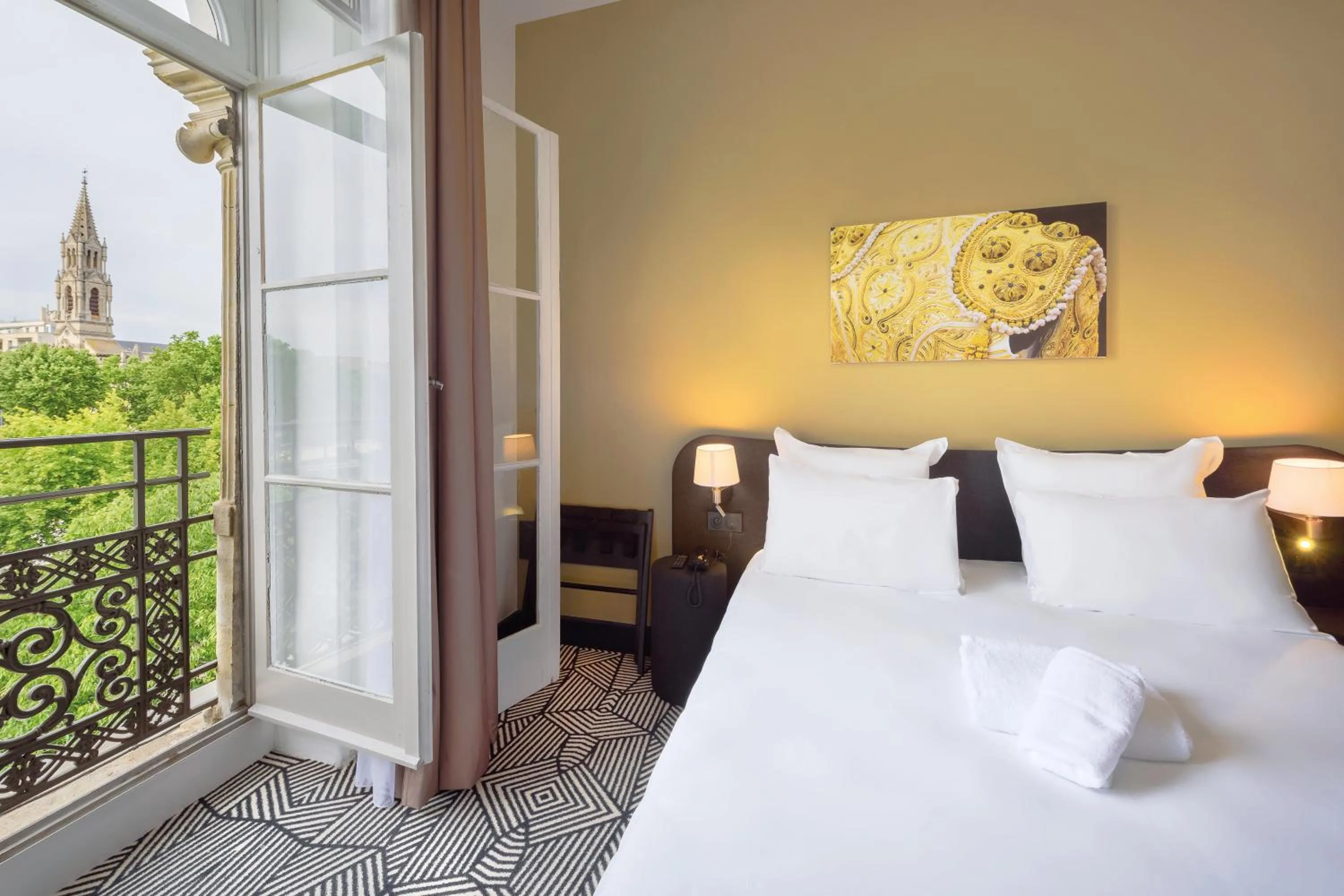 Bed in Appart'City Collection Nîmes Arènes