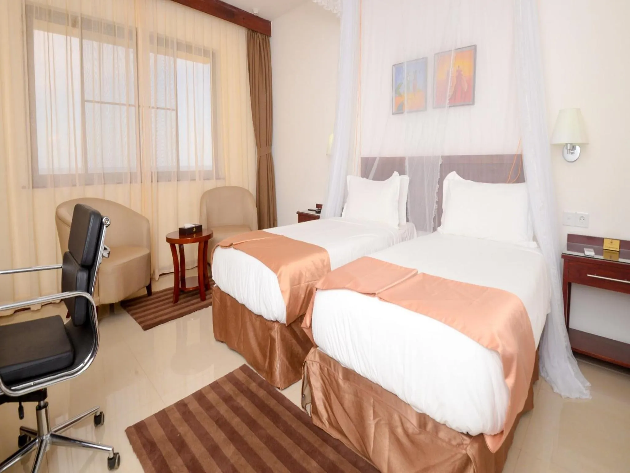 Bedroom, Bed in Raphael's Hotel