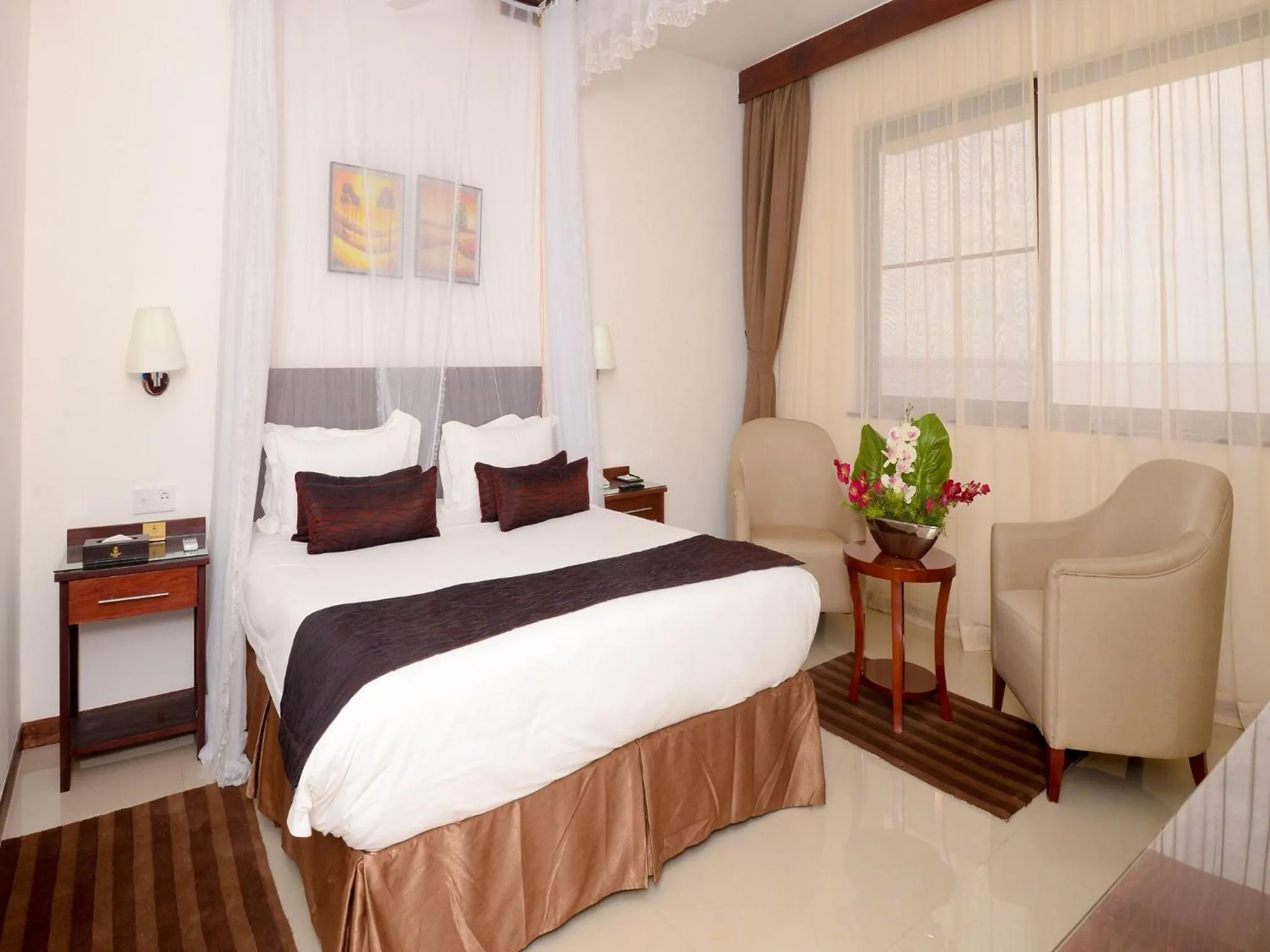 Bedroom, Bed in Raphael's Hotel