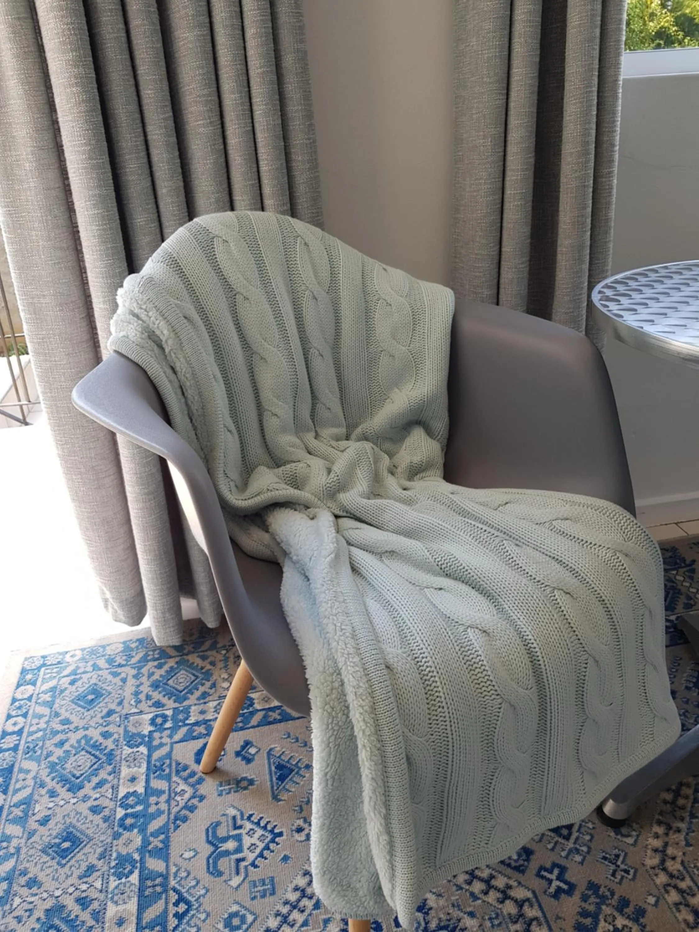 Seating area in B&B on Buckingham Guest House