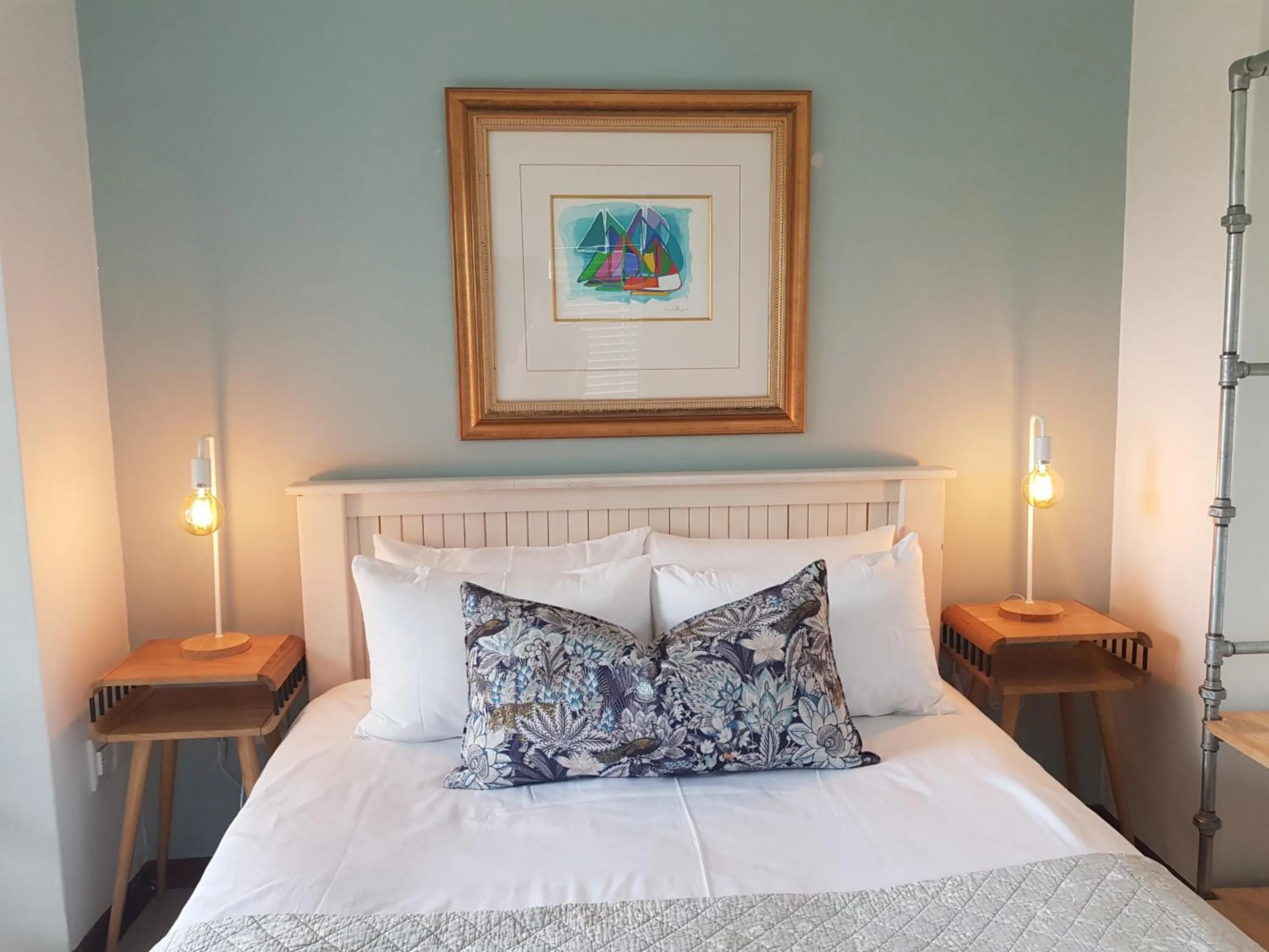 Bed in B&B on Buckingham Guest House
