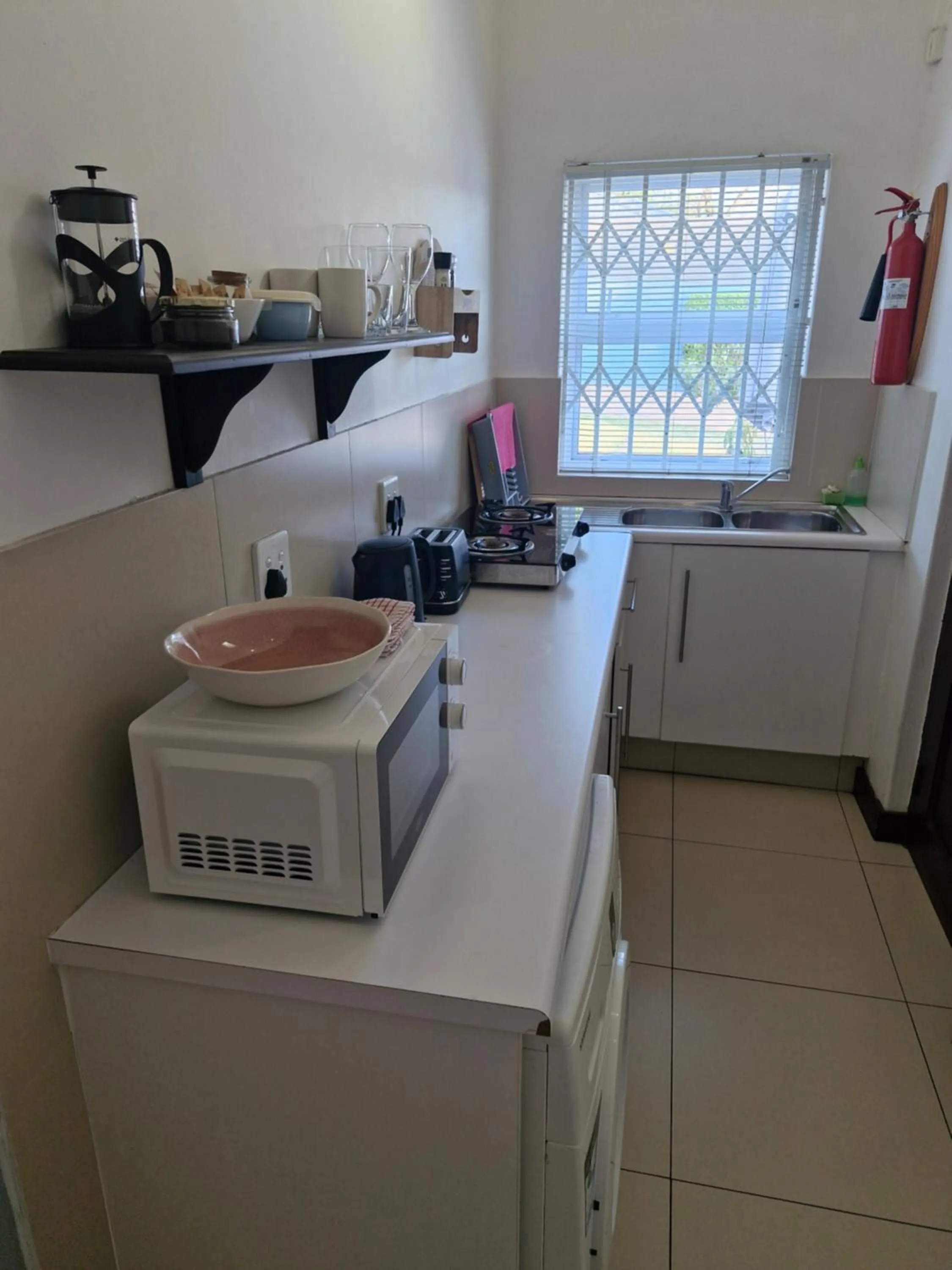 kitchen in B&B on Buckingham Guest House