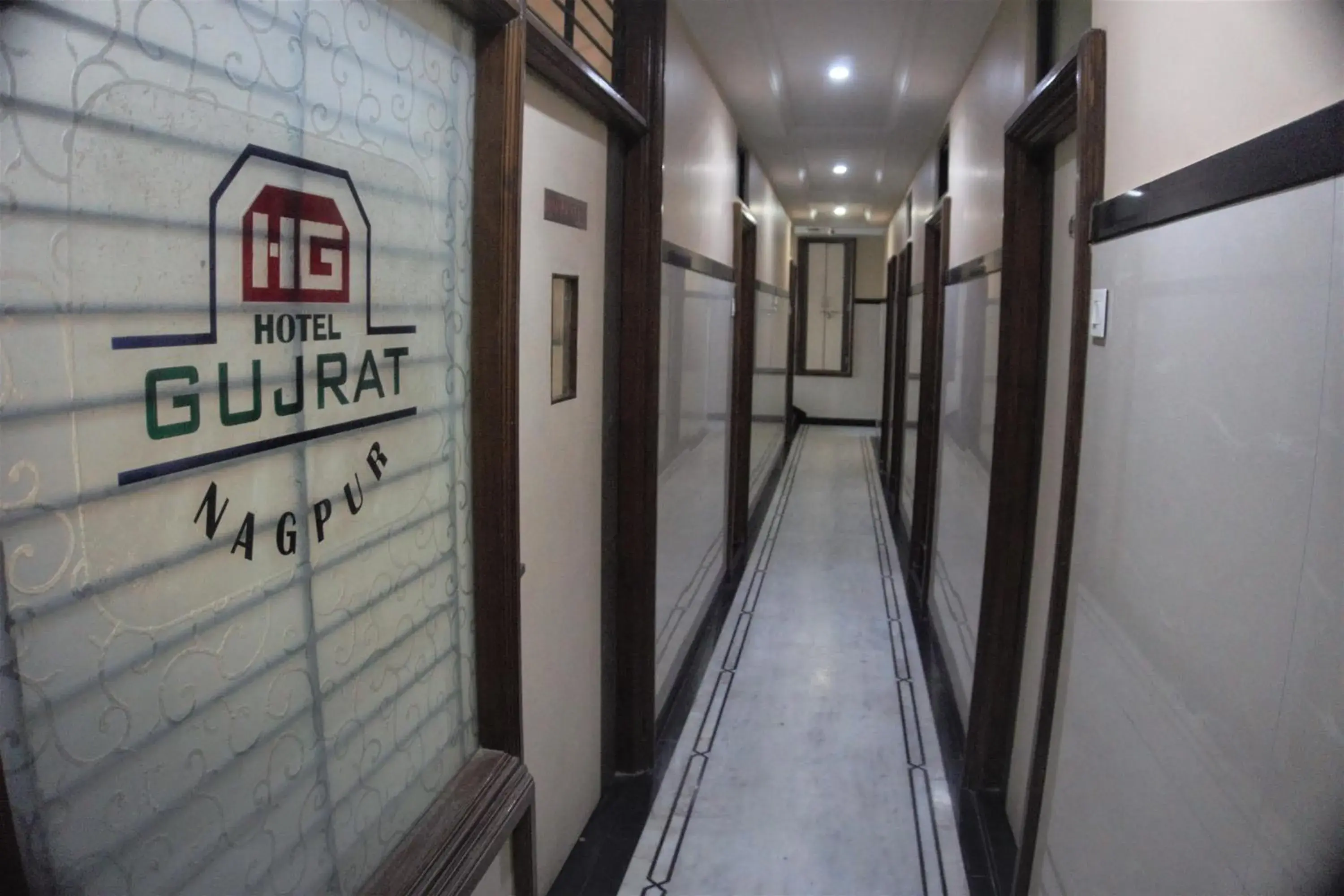 Hotel Gujrat Hotel Gujrat