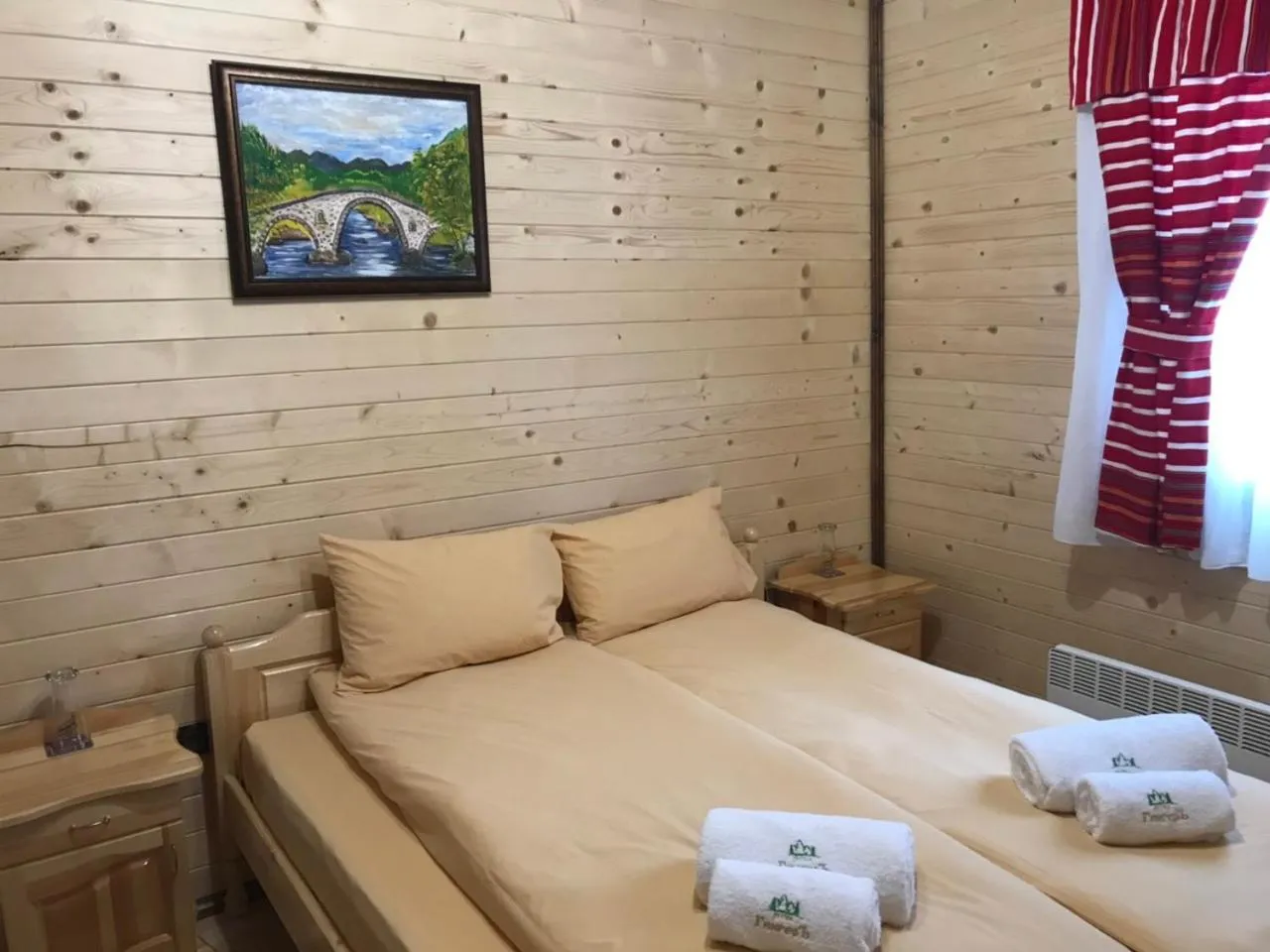 Bed in Семеен хотел Гингеръ