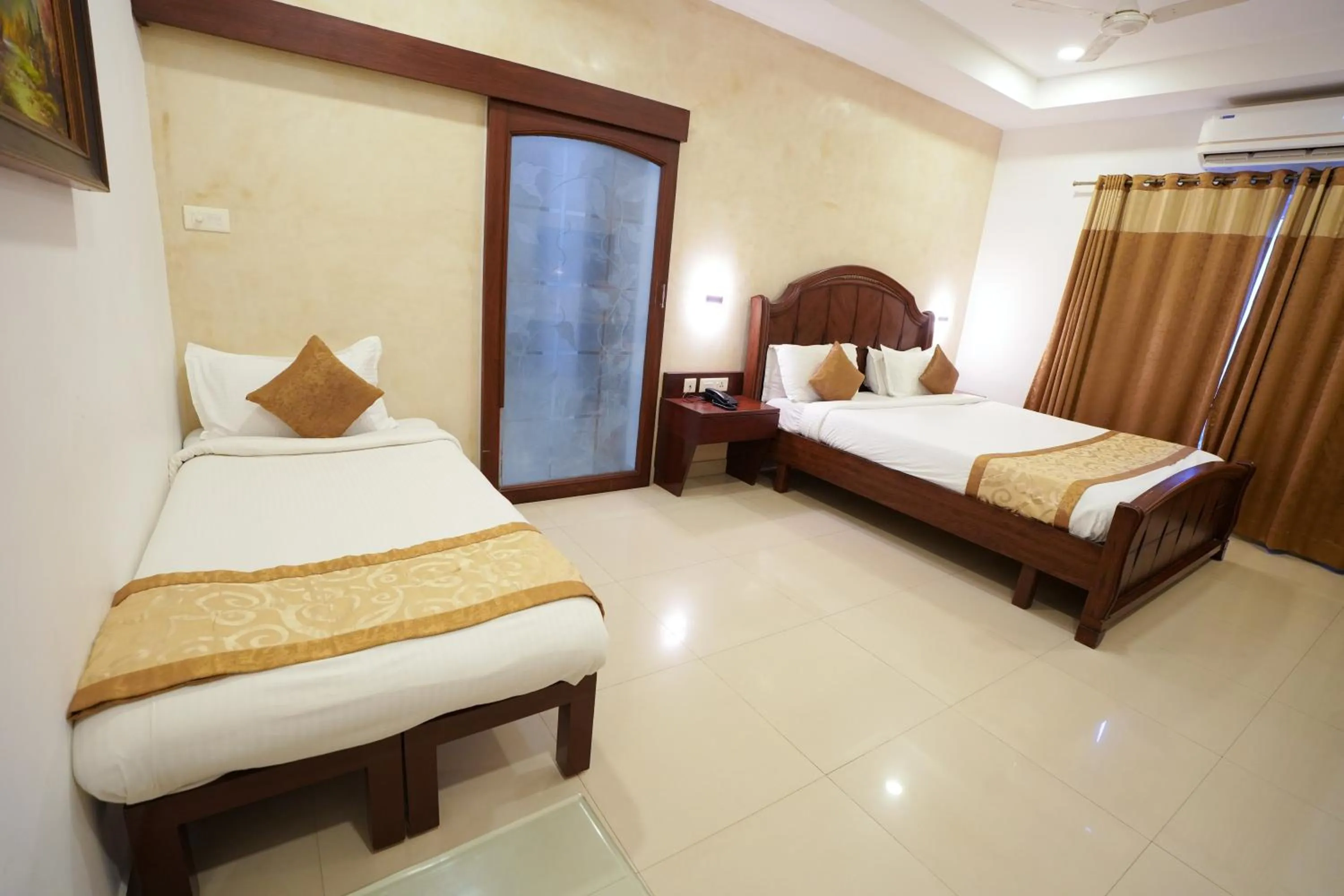 Bedroom, Bed in Avenue 11 Boutique Residences, Poes Garden Chennai