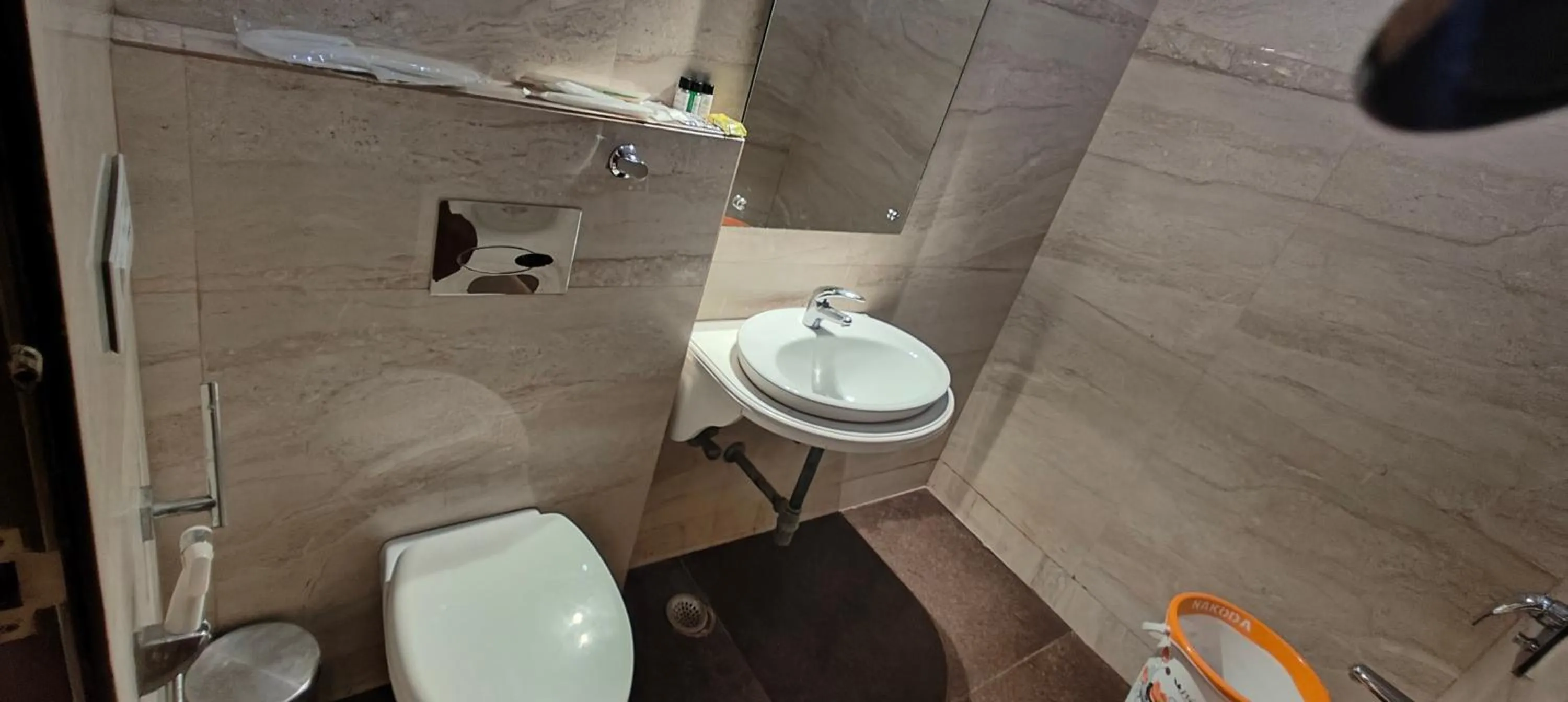 Bathroom in Hotel Taj Heights