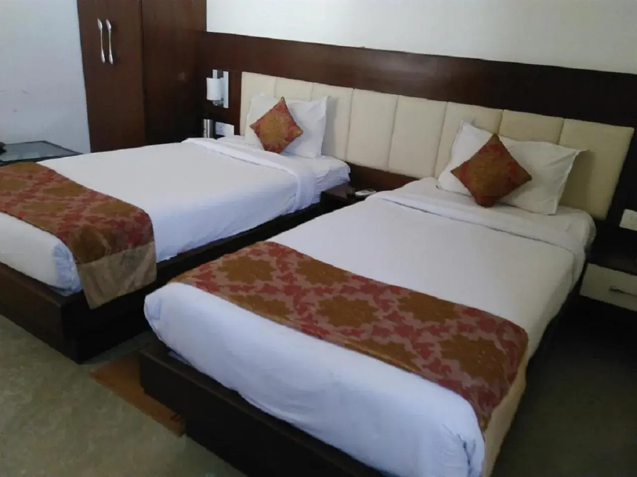 Photo of the whole room, Bed in Hotel Taj Heights Photo of the whole room, Bed in Hotel Taj Heights