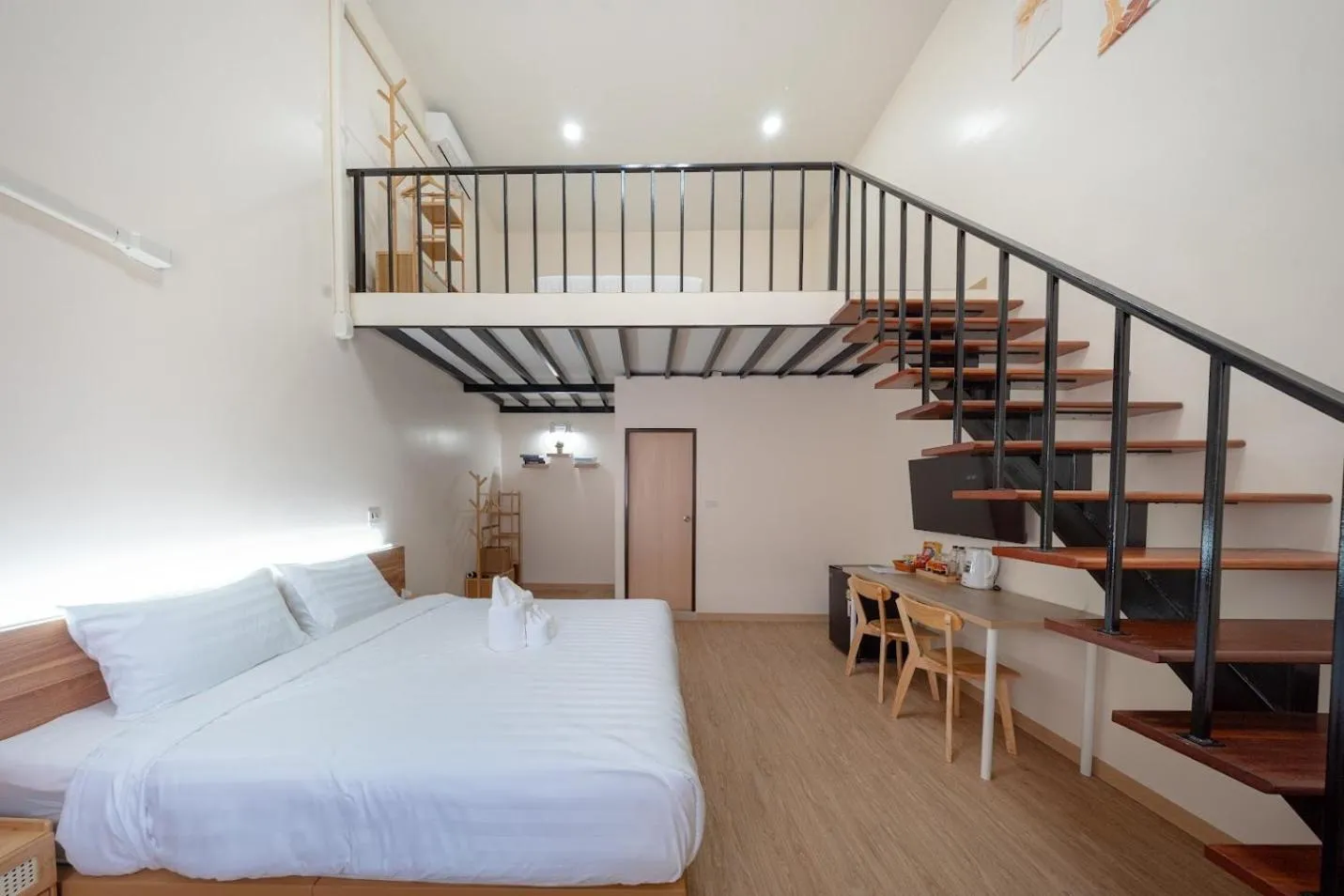 Suite in The Nook Hotel