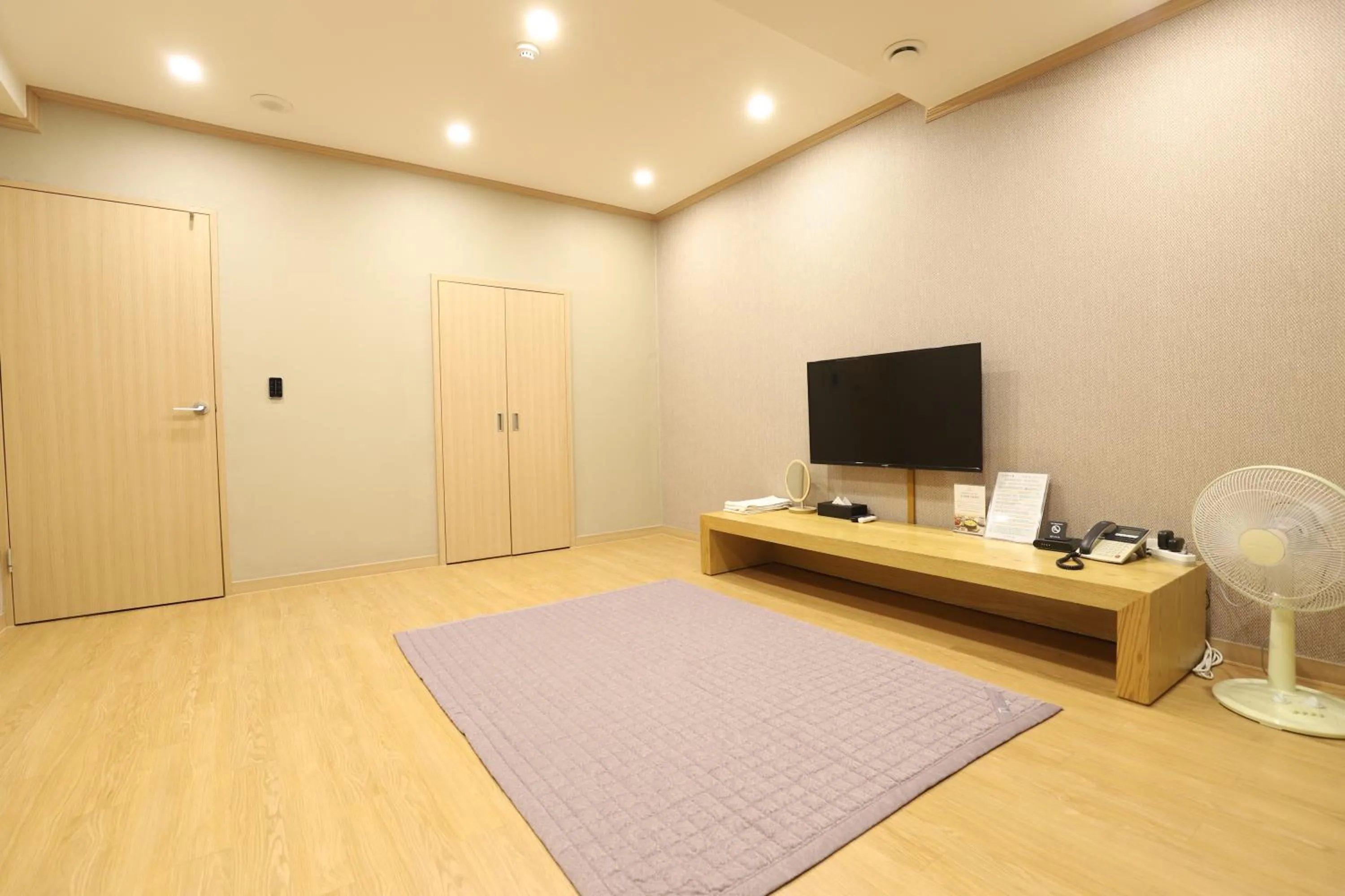 Busan Nokcheon Hot Spring Hotel