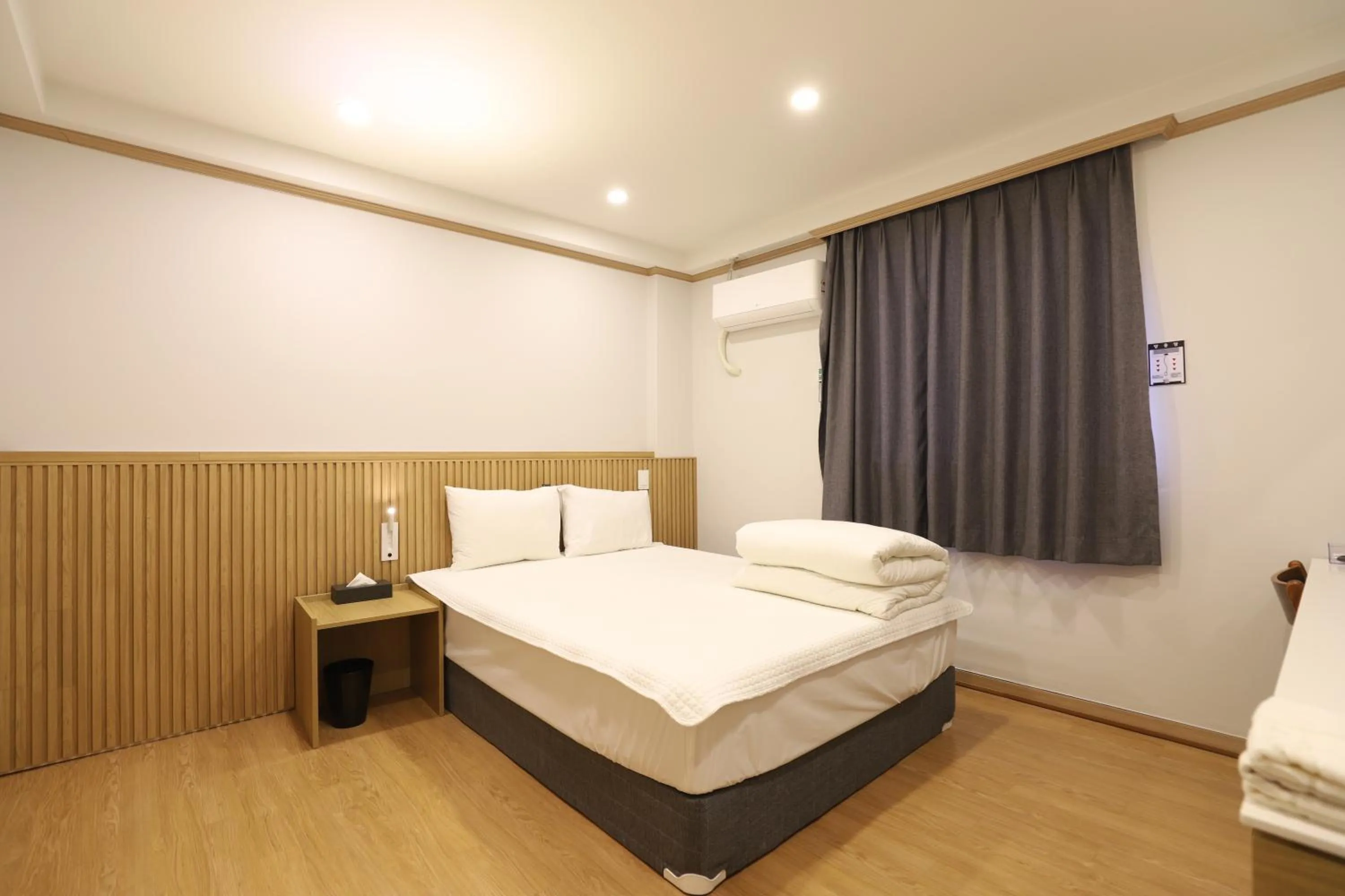 Bed in Busan Nokcheon Hot Spring Hotel