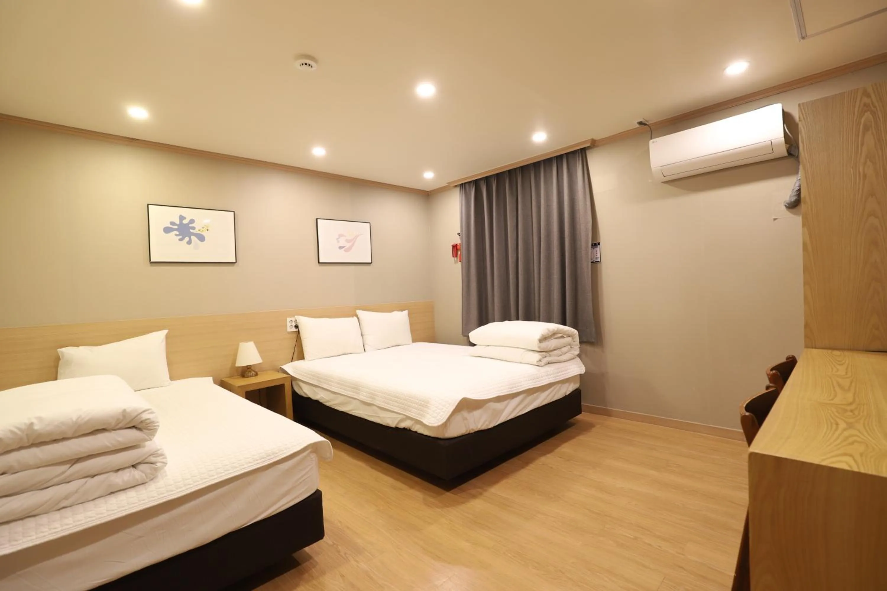 Bed in Busan Nokcheon Hot Spring Hotel