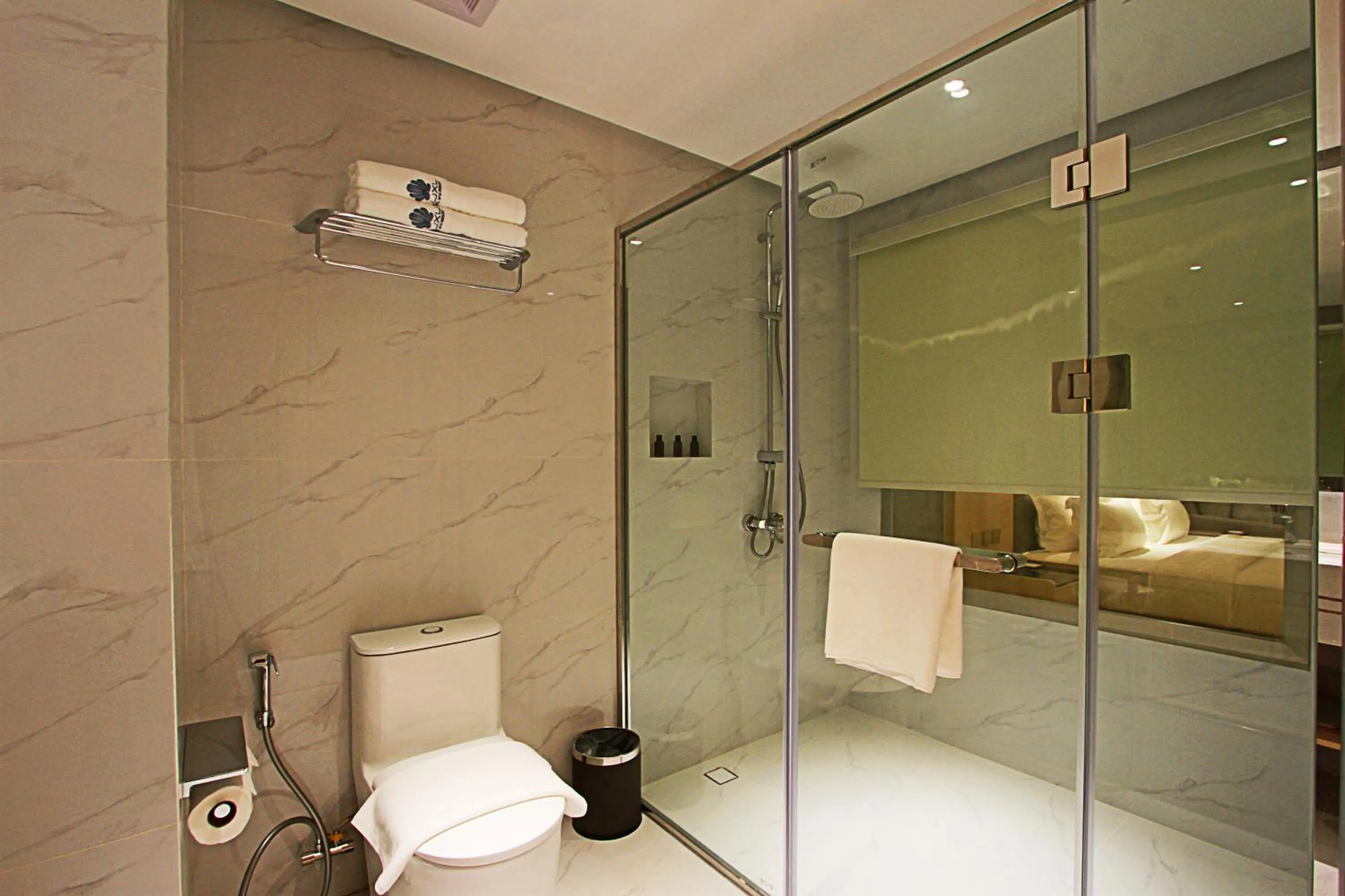 Luxu Hotel and Resort